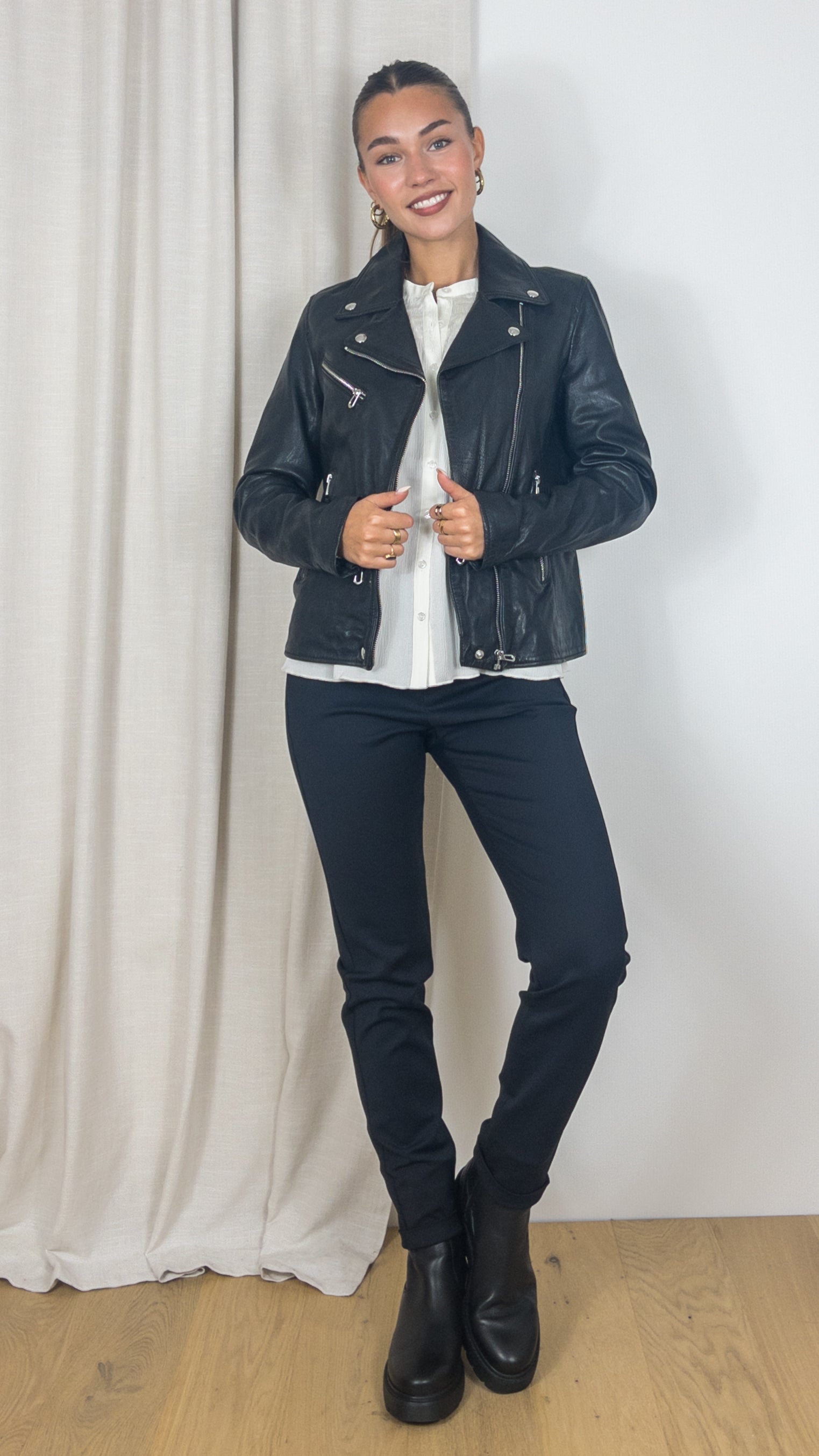 PERFECTO EN CUIR ROSE GARDEN OLYMPE LAMB VITA NOIR