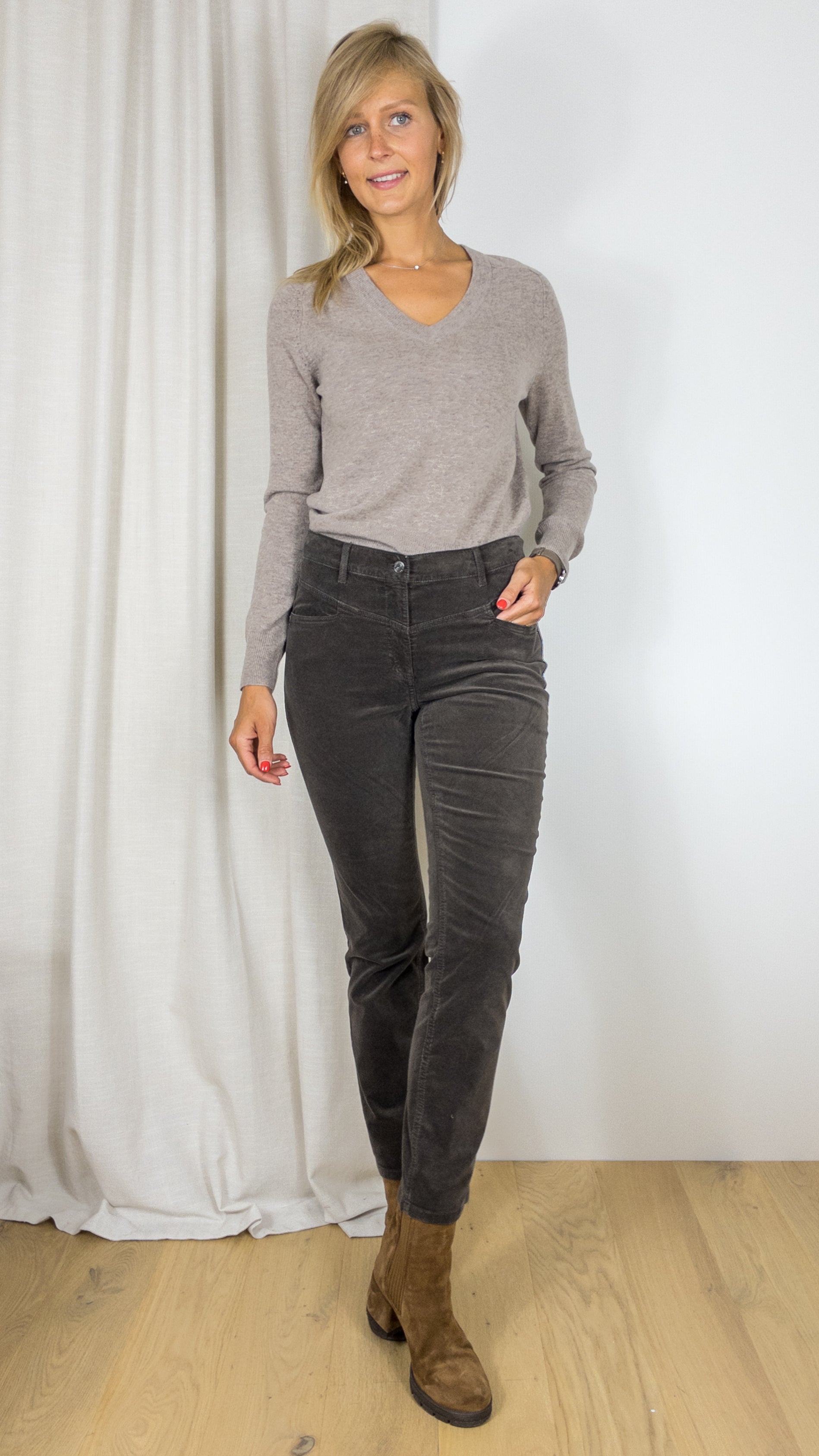 PANTALON EN VELOURS LISSE GERRY WEBER PERFECT 4 EVER 122052 66276 CHOCO