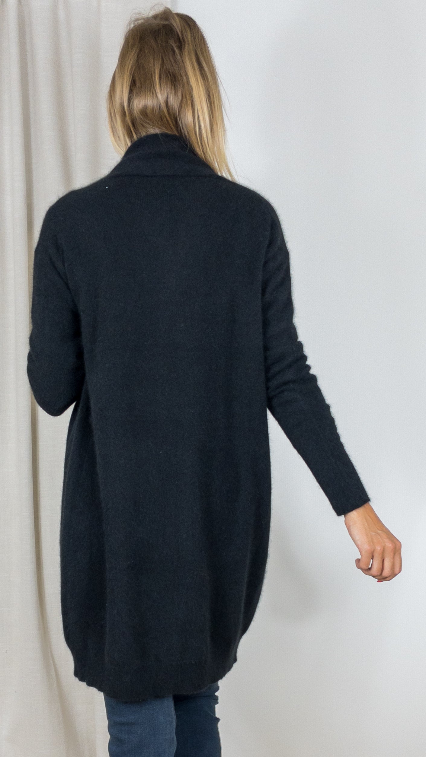 GILET LONG EN RACCOON FDI129 K149 MAJESTIC NOIR