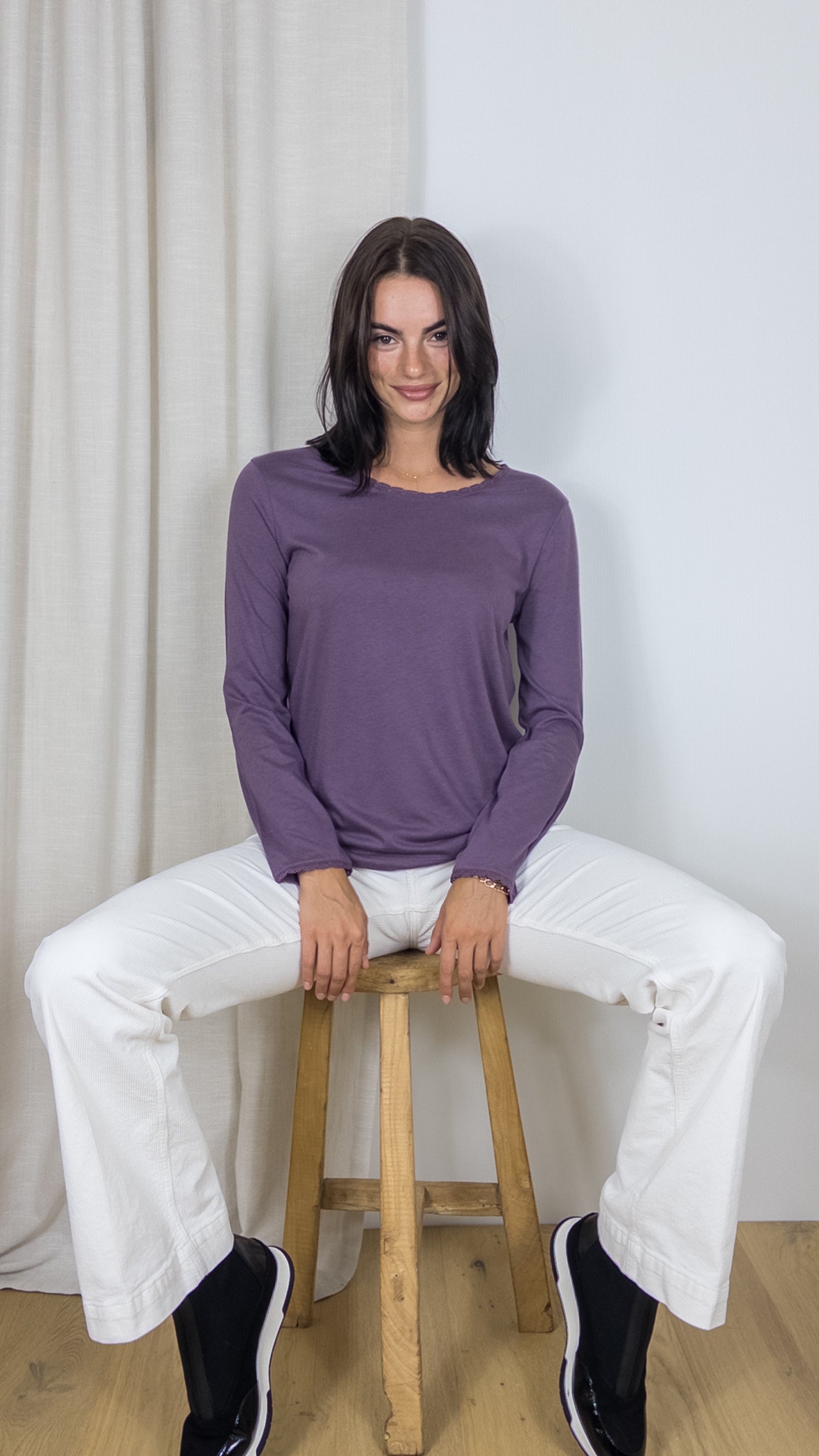 TEE-SHIRT EN DENTELLE IZELIE DES PETITS HAUTS VIOLETTE CHINE