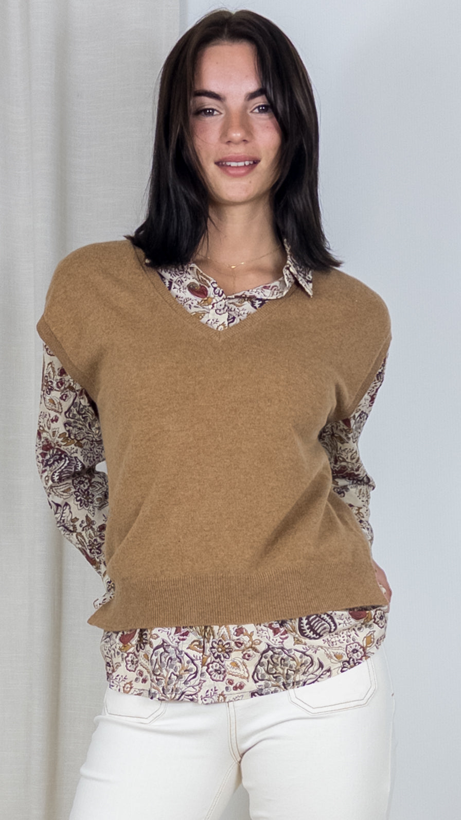 PULL V SANS MANCHES EN CACHEMIRE WES2385H ESTHEME CAMEL