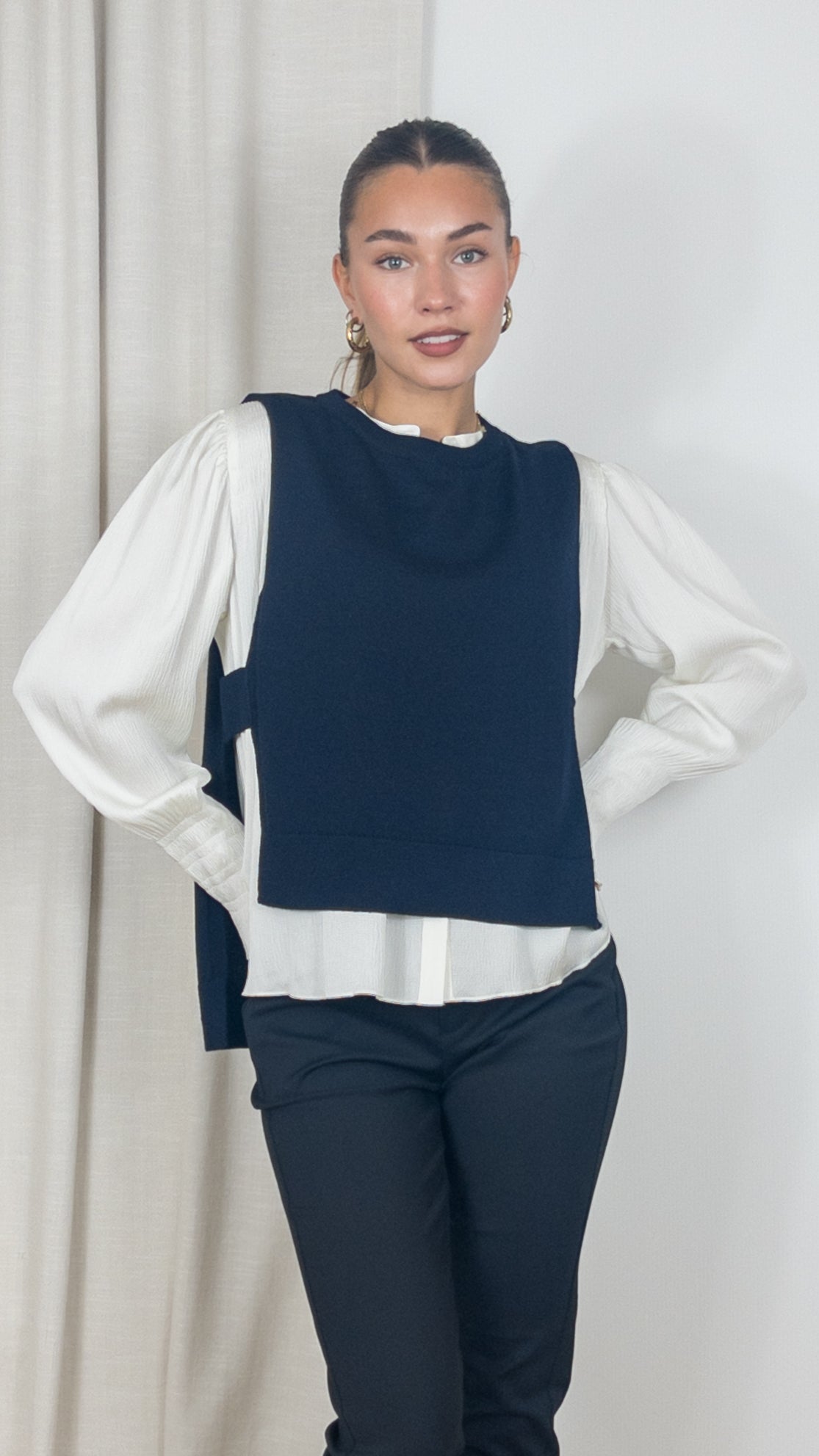 PULL SANS MANCHES HANA SAN MOKINI BLEU NUIT