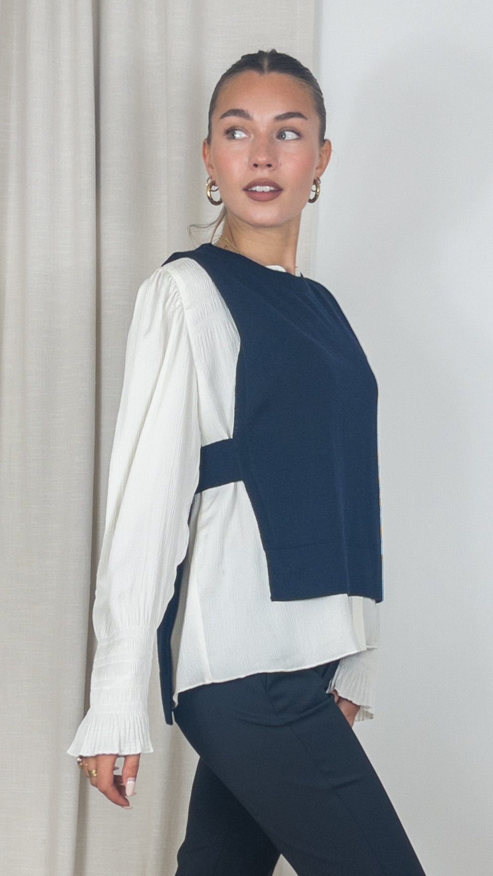 PULL SANS MANCHES HANA SAN MOKINI BLEU NUIT