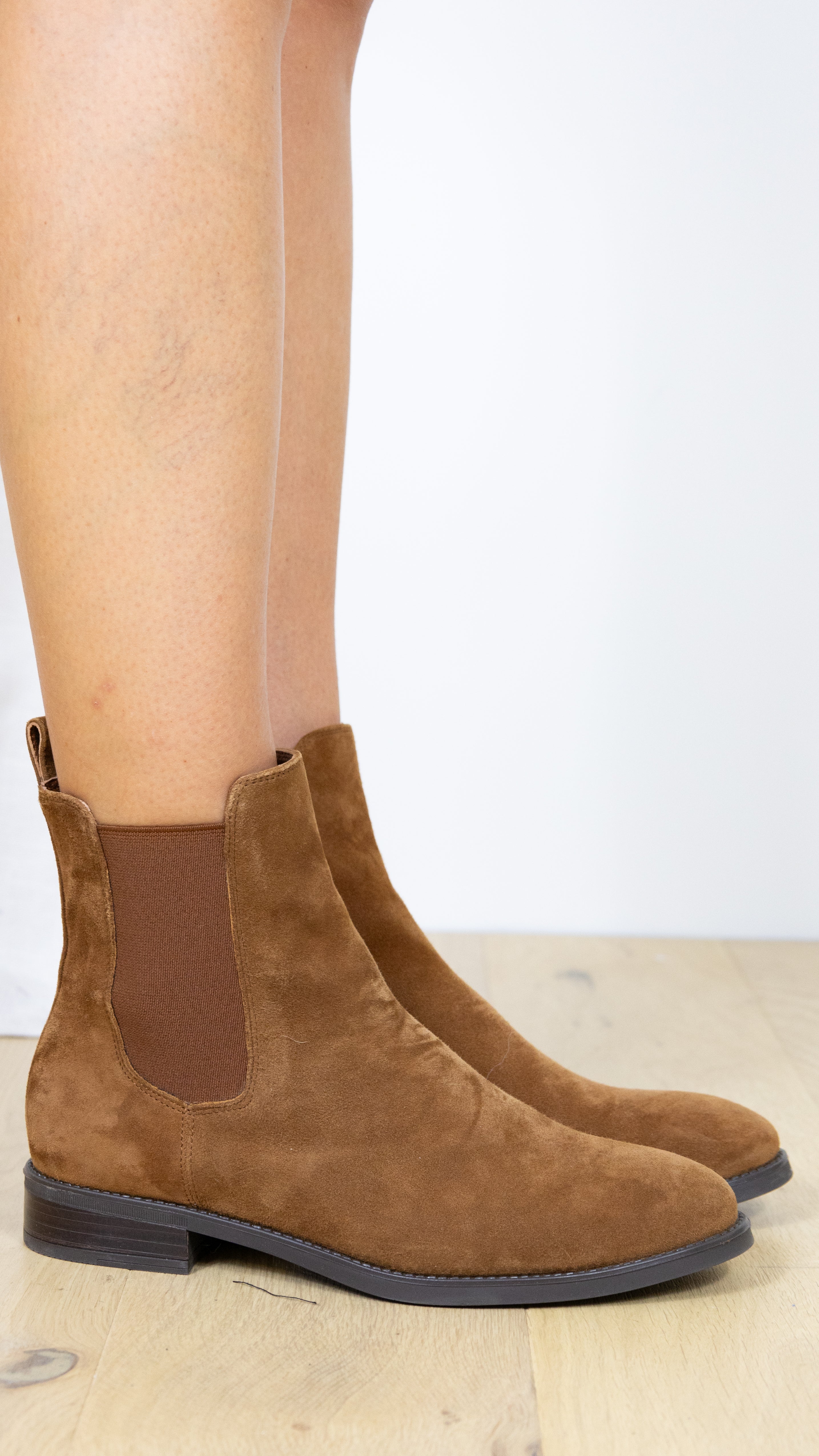 BOOTS EN DAIM BARTY BABY SUEDE UNISA TEKA ROUX