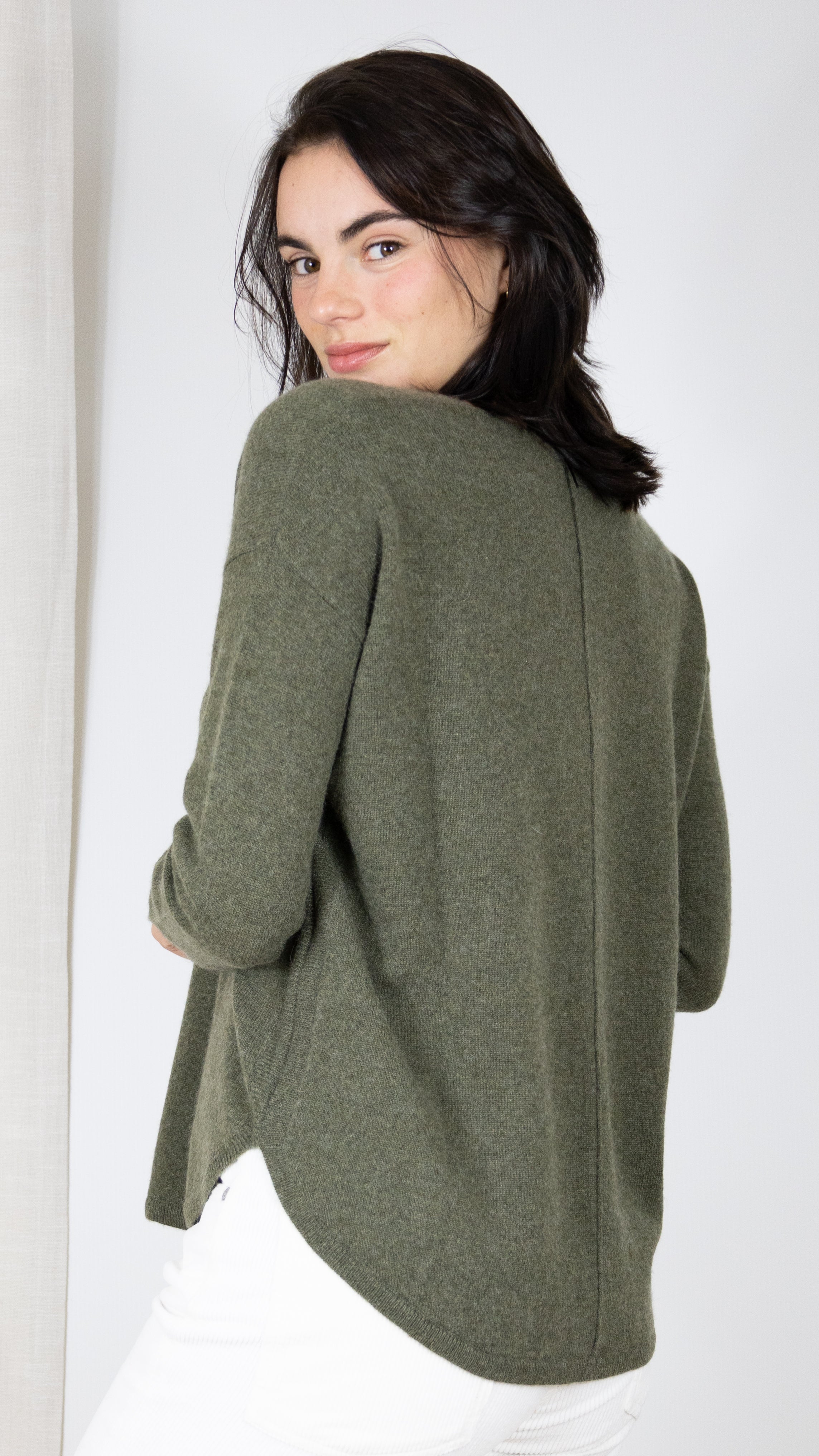 PULL OVERSIZE CACHEMIRE JARDIN PRIVE PU1205 VERT FONCE