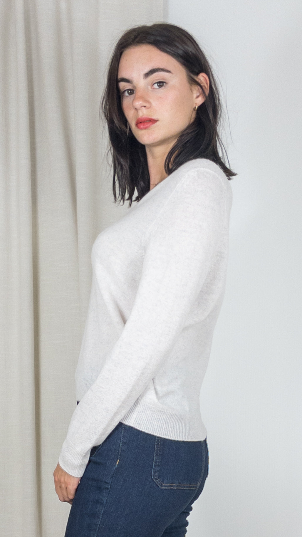 PULL COL V EN CACHEMIRE NOT SHY CELIA MOON GRIS CLAIR