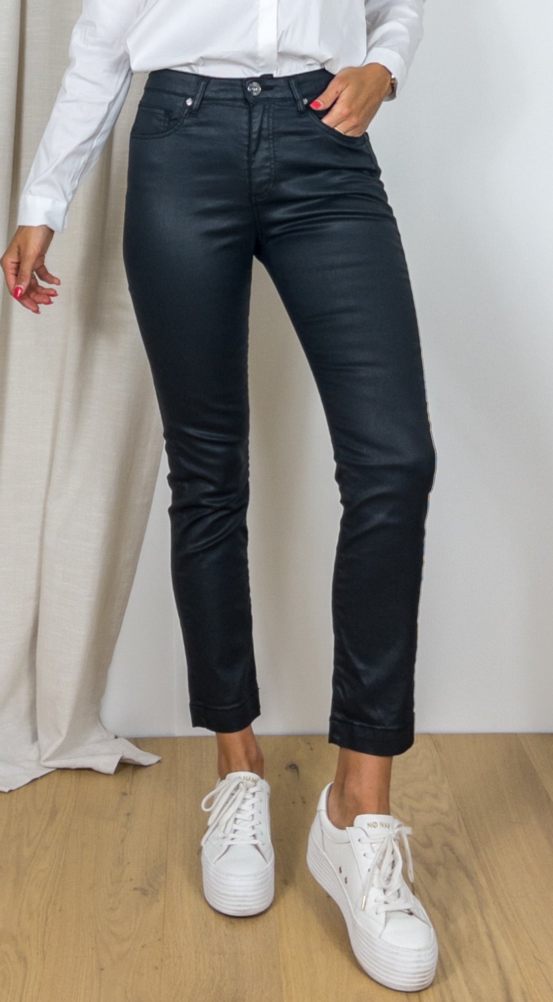 PANTALON SLIM ENDUIT NOIR DENIM STUDIO COLETTE WAX SATEEN