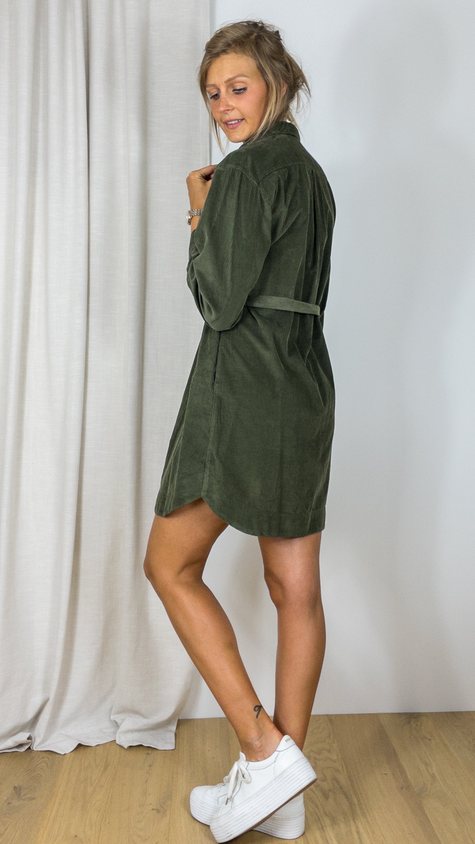 ROBE CHEMISE EN VELOURS COTELEE REVOL HARTFORD ARMY KAKI