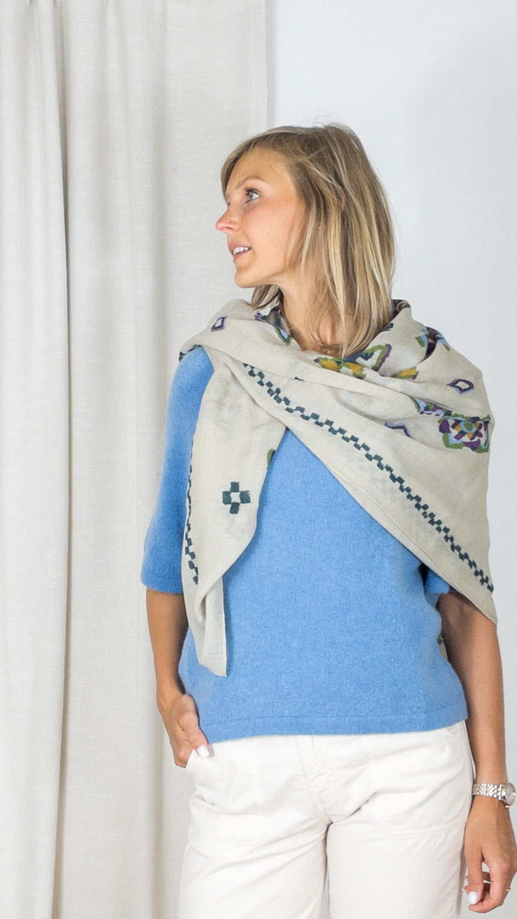CARRE EN LAINE SQUARE IKAT HARTFORD BEIGE