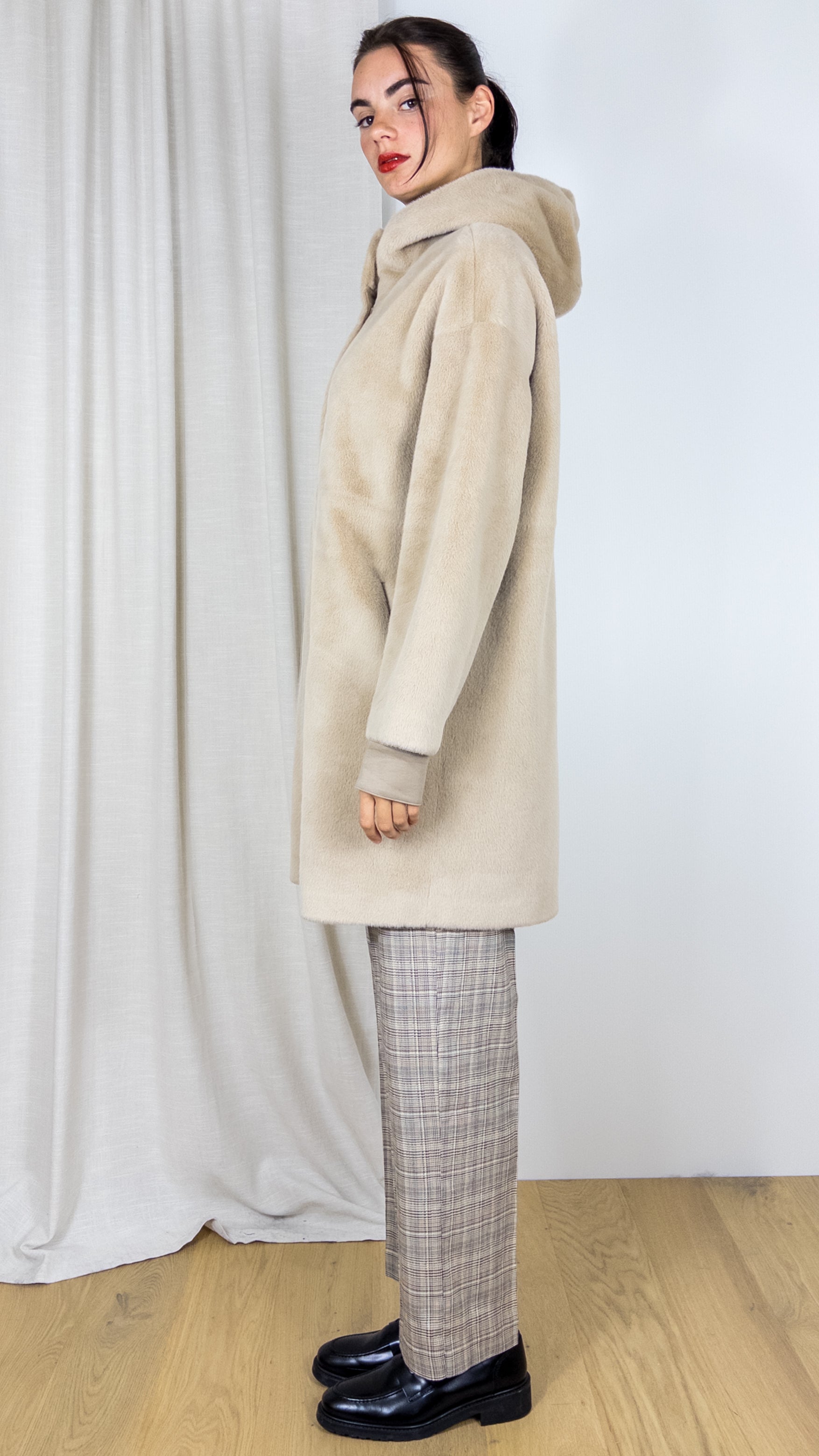 VESTE A CAPUCHE FAUSSE FOURRURE HAPPY LOU ANDREA BEIGE