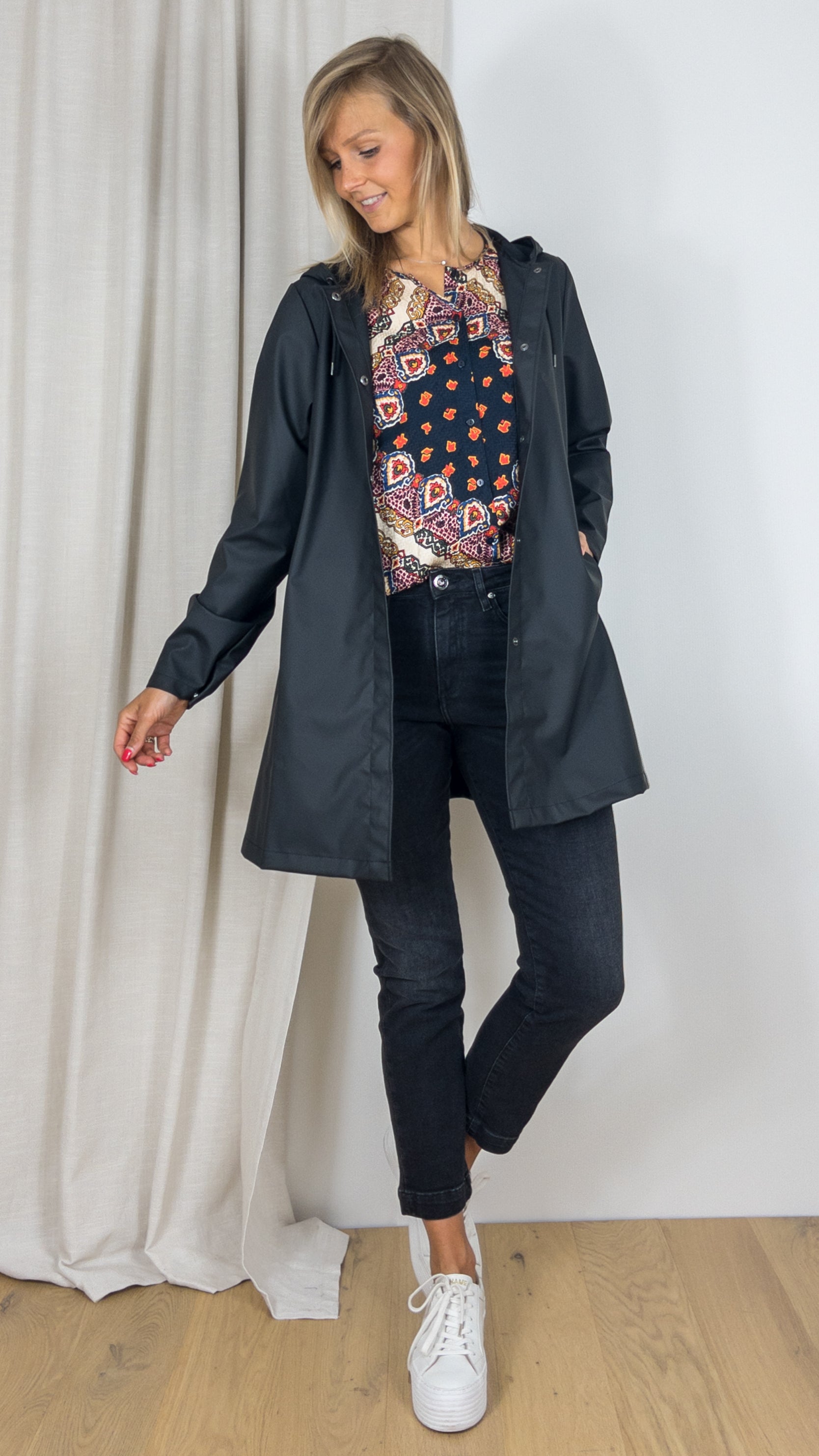PARKA EVASEE RAINS 18050 A-LINE W JACKET BLACK