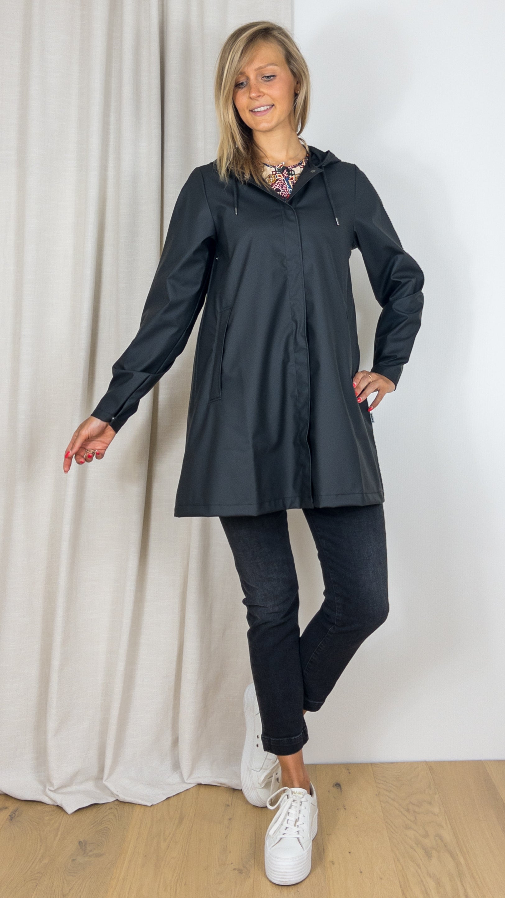 PARKA EVASEE RAINS 18050 A-LINE W JACKET BLACK