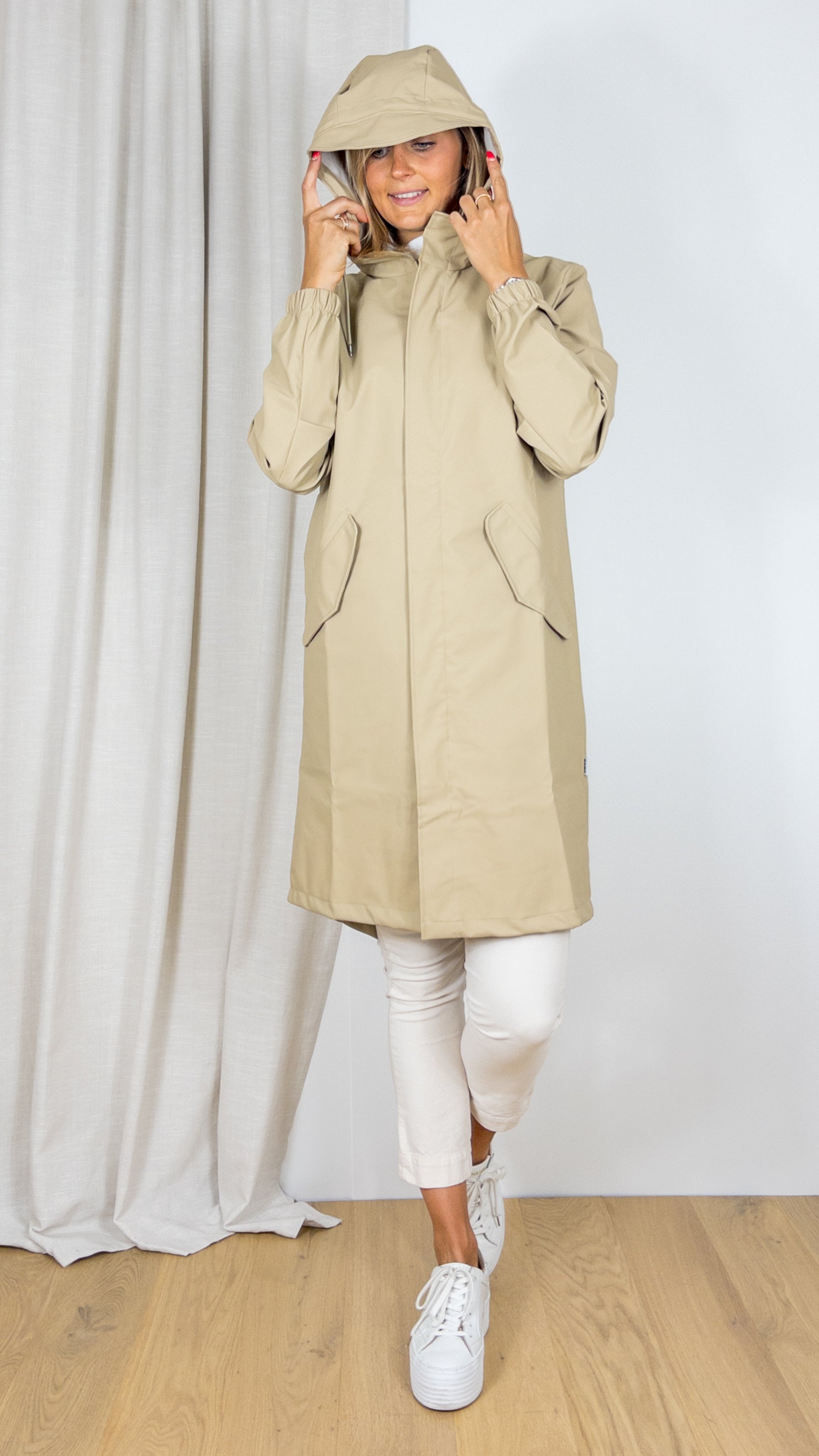 PARKA RAINS 18140 FISHTAIL PARKA SAND