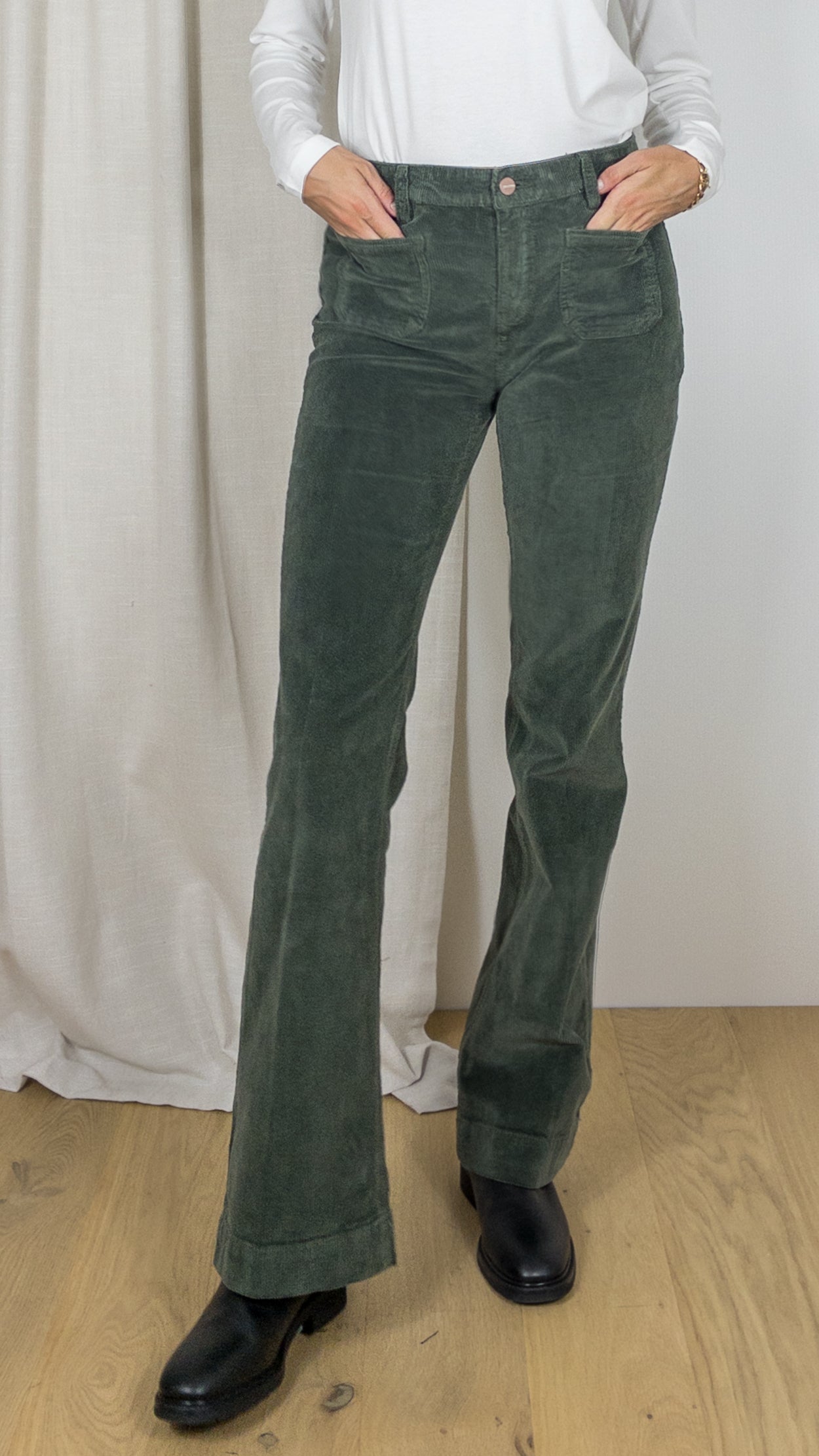 JEANS EVASE EN VELOURS JANE BLUE BASTILLE PLAZA KAKI