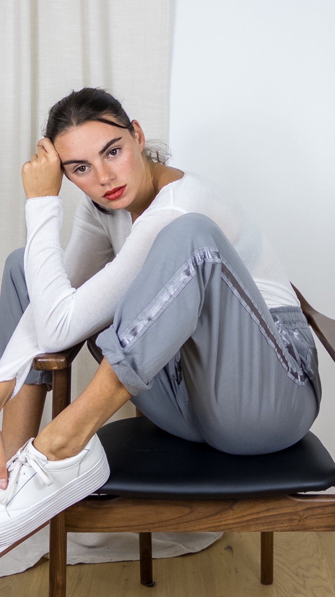JOGGING STUDIO PARISIEN 823312 GRIS