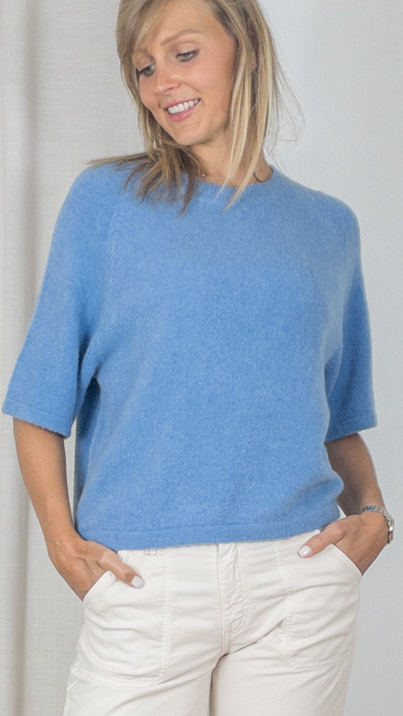 PULL CARRE MANCHES COURTES STUDIO PARISIEN 19270 JEANS