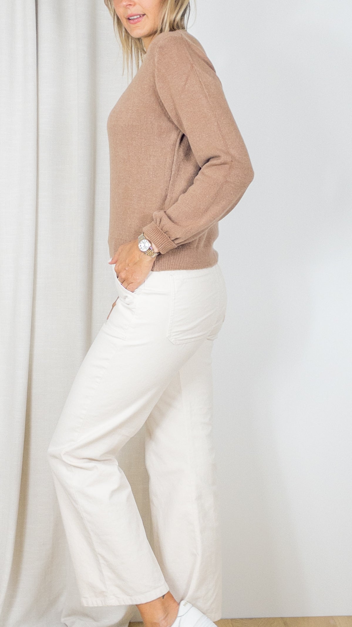 PULL COURT RAS DE COU STUDIO PARISIEN 9422 CAMEL FONCE