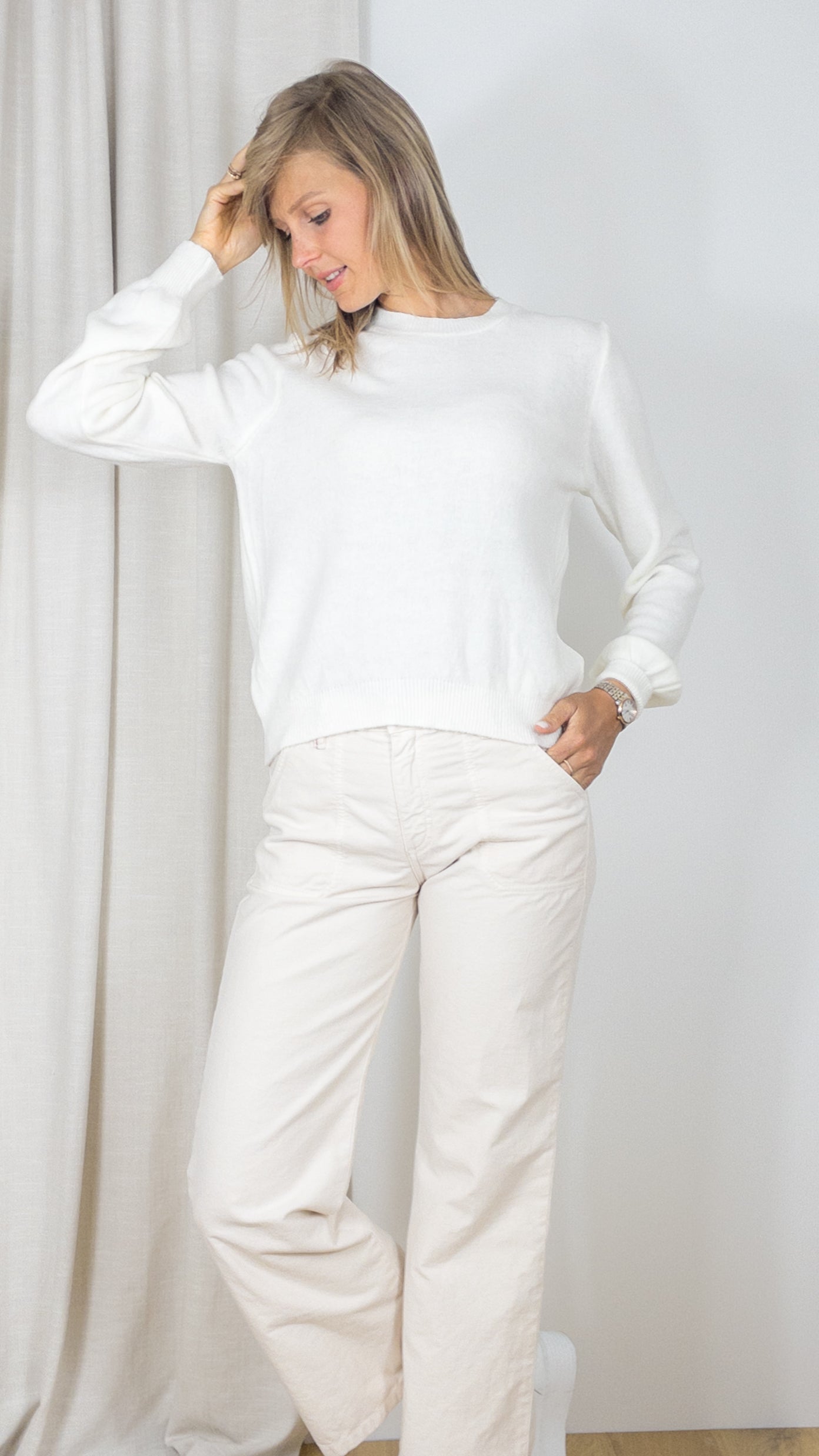 PULL COURT RAS DE COU STUDIO PARISIEN 9422 ECRU