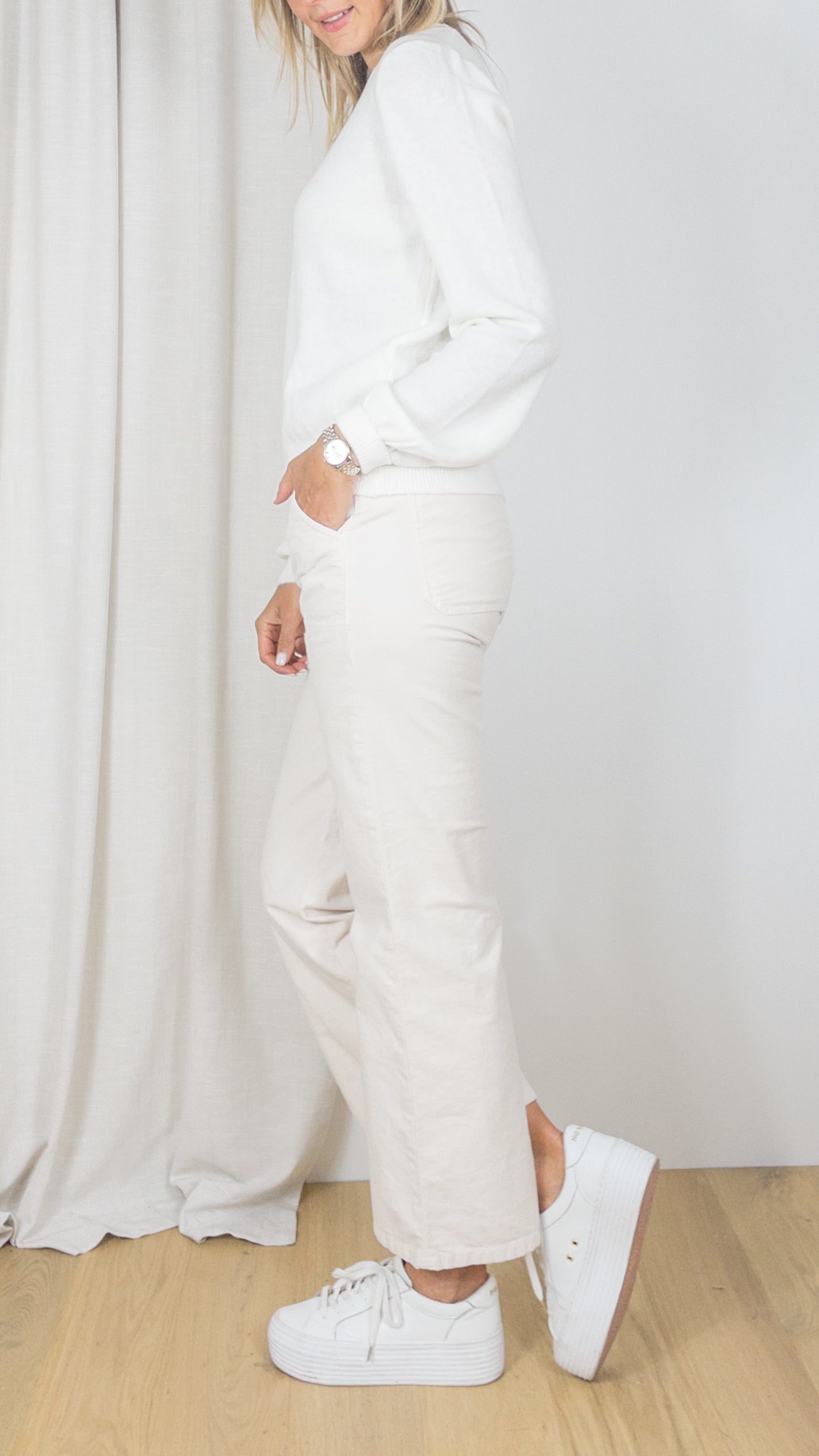 PULL COURT RAS DE COU STUDIO PARISIEN 9422 ECRU