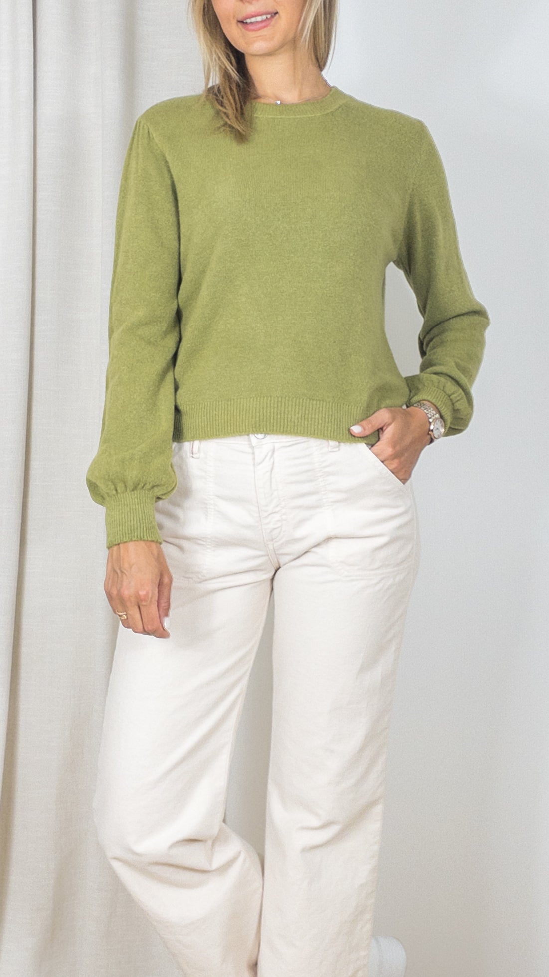 PULL COURT RAS DE COU STUDIO PARISIEN 9422 OLIVE