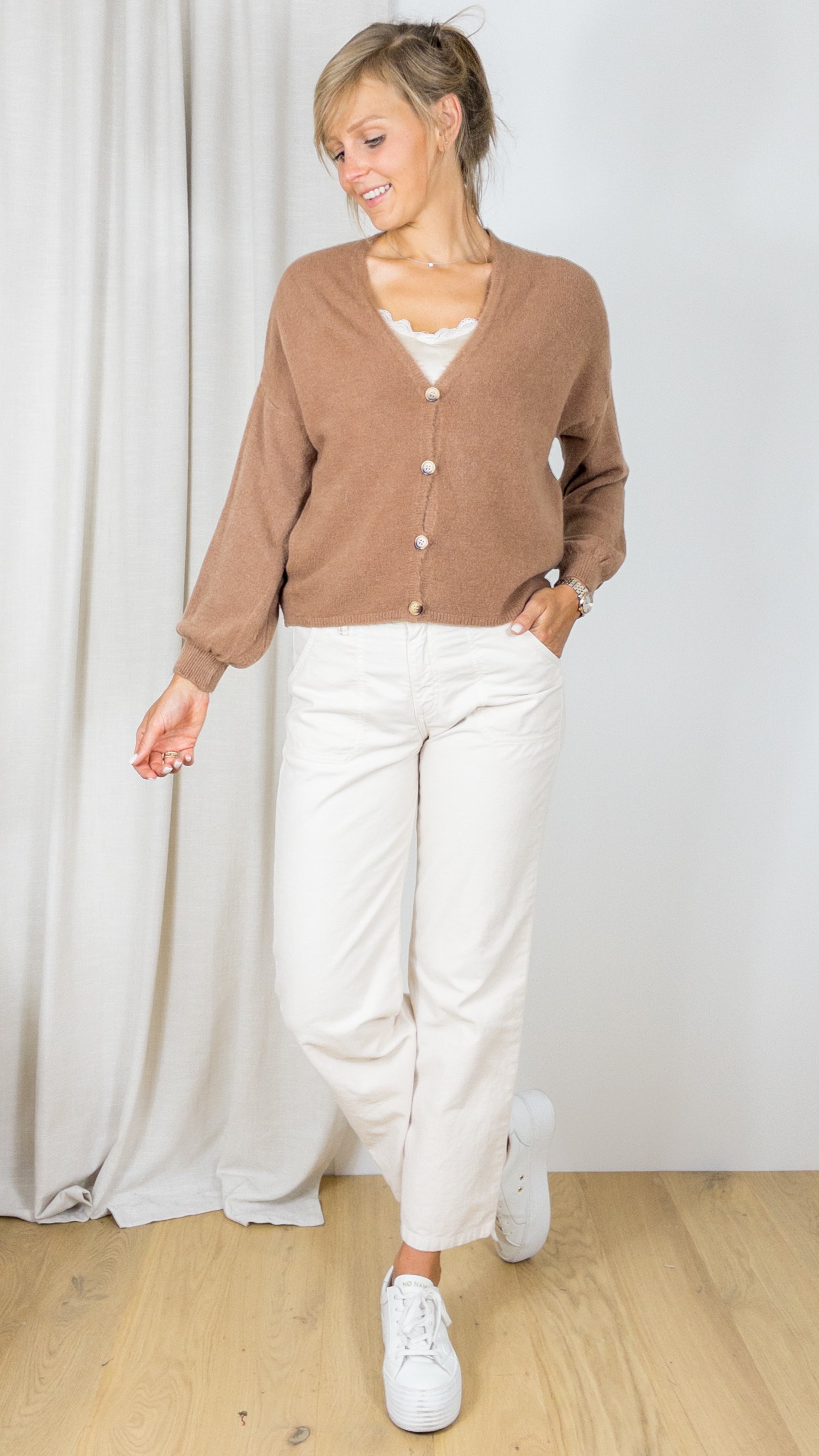 GILET COL V STUDIO PARISIEN 9419 CAMEL