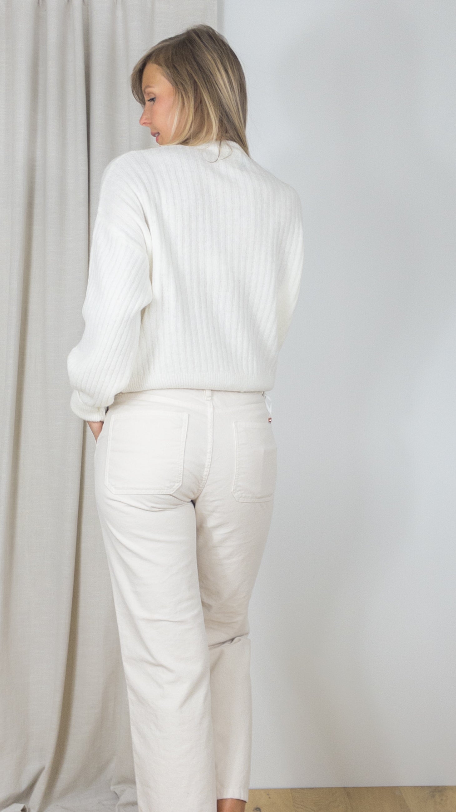 PULL RAS DE COU MAILLE COTELEE STUDIO PARISIEN 9407 ECRU