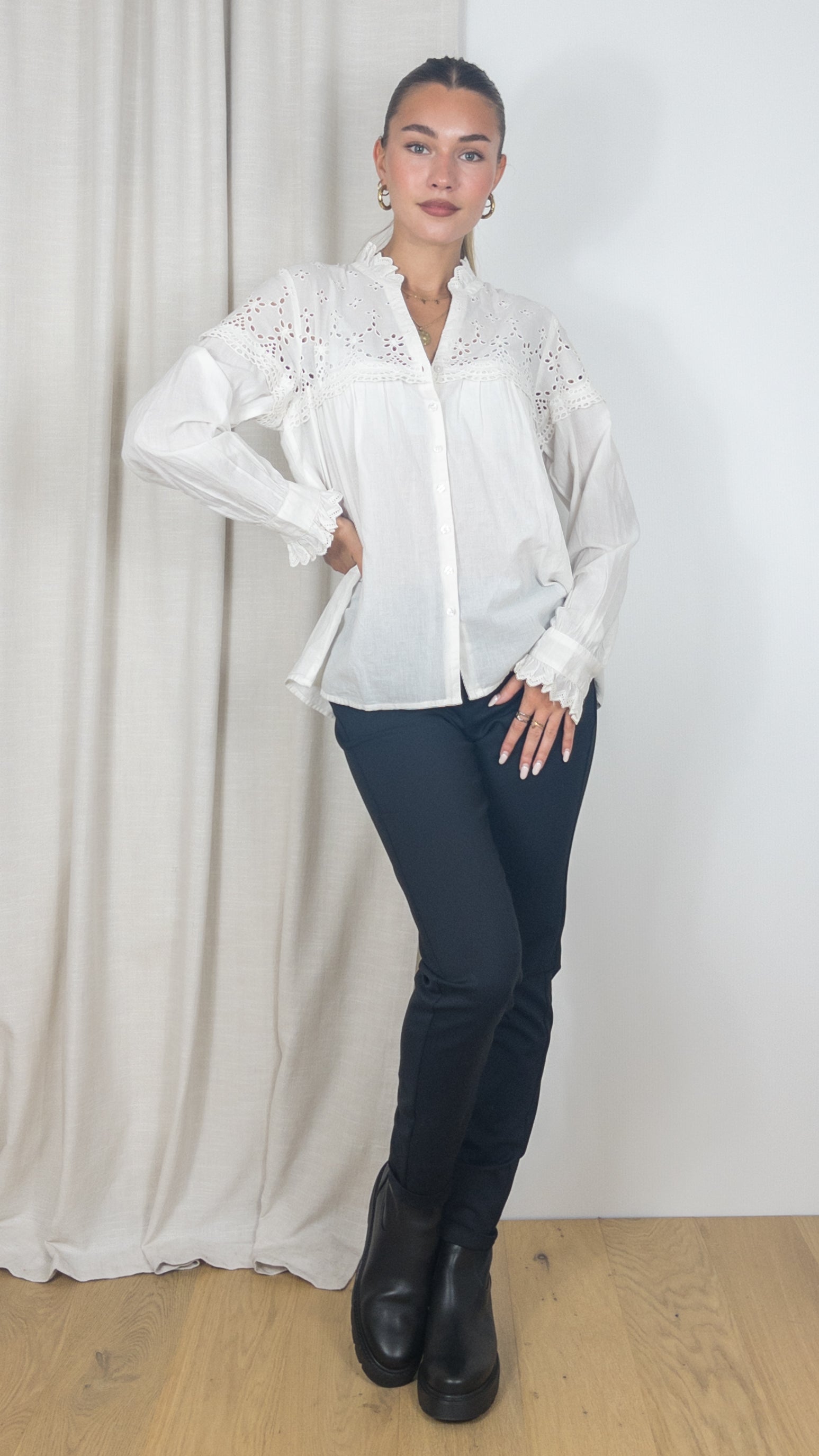 CHEMISE EN BRODERIE ANGLAISE ECRU BASH SARAH