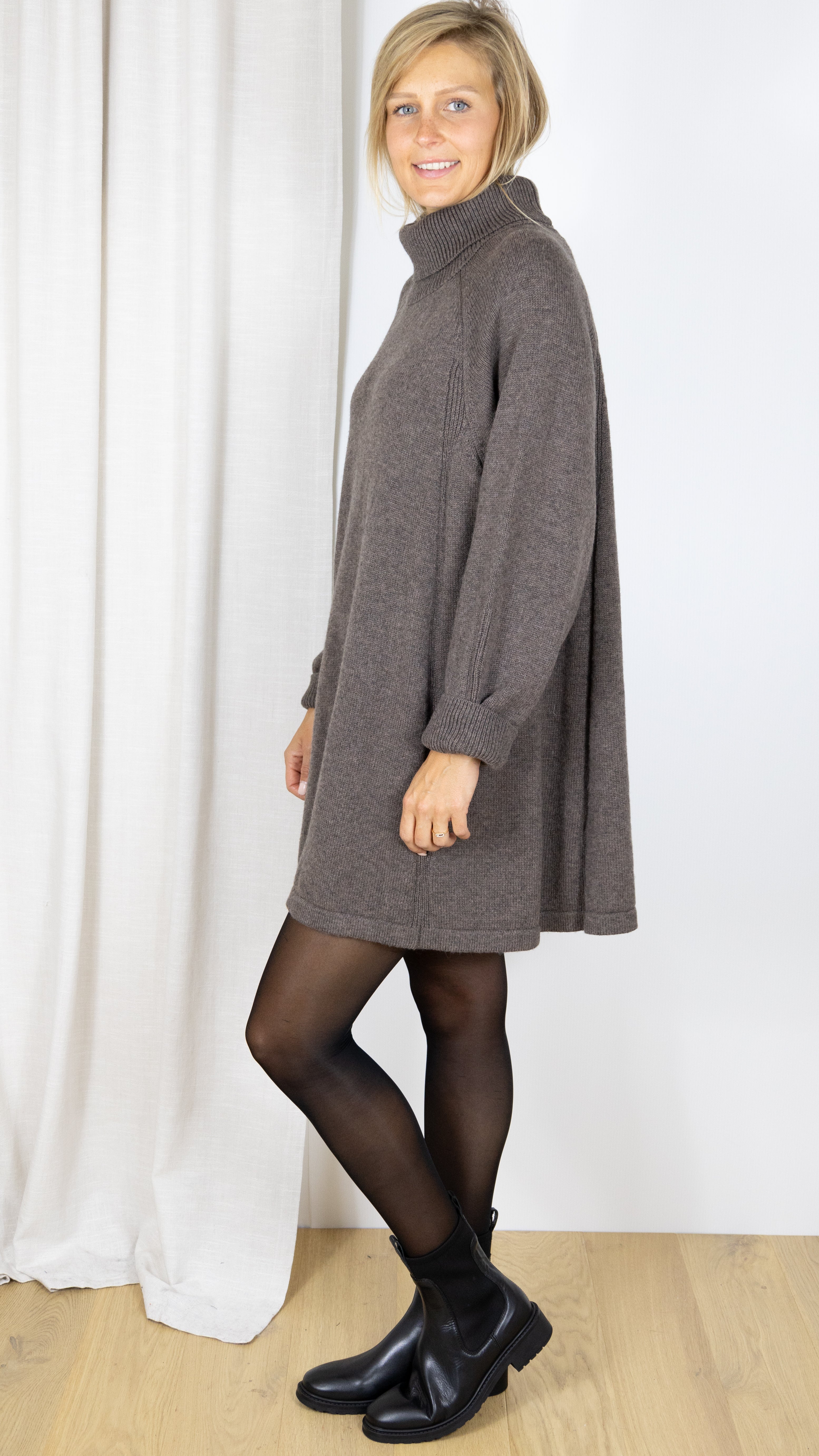 ROBE COL ROULE EN MAILLE BASH MEDEE MARRON