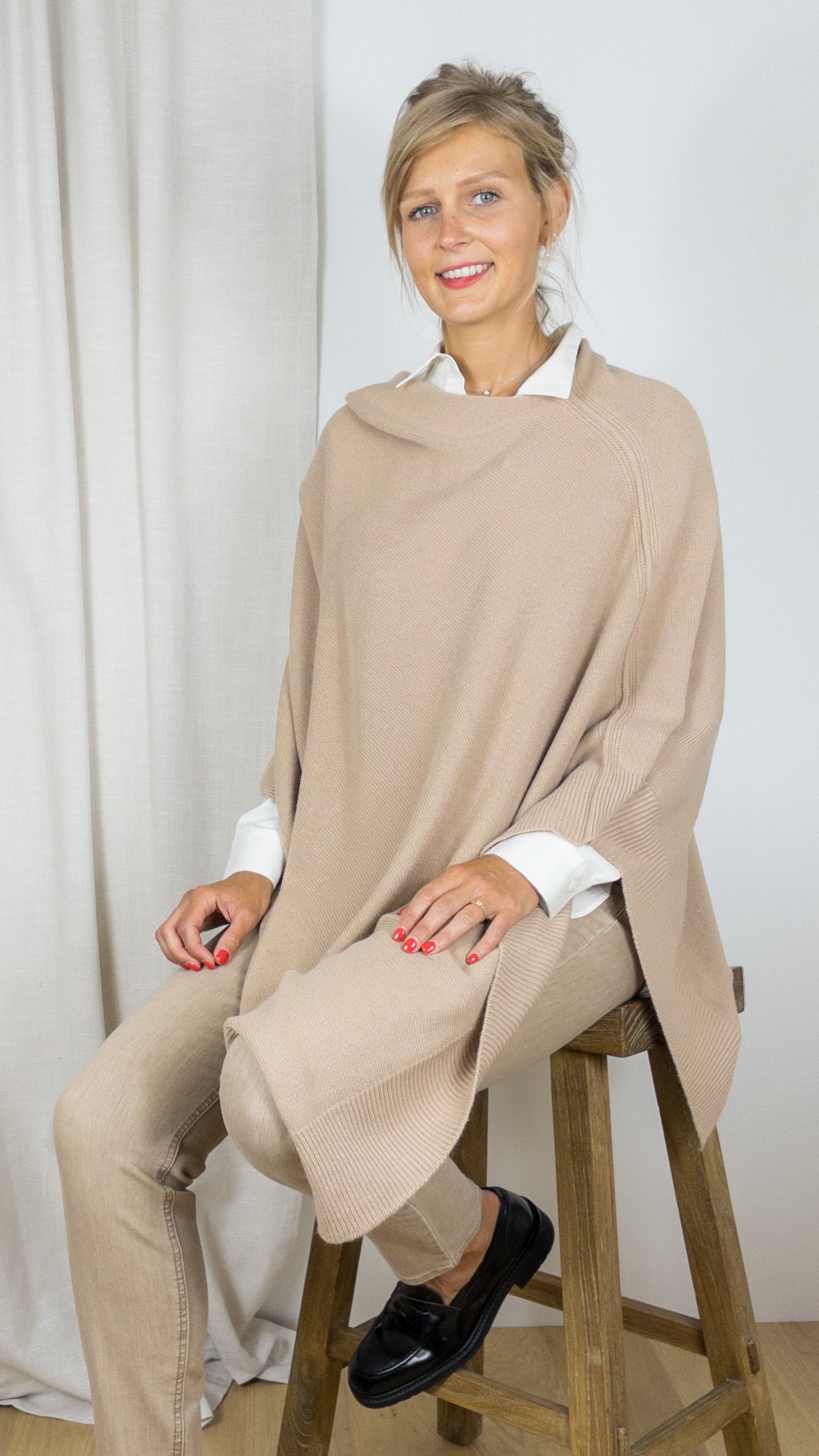 PONCHO VOUS 0107 CAMEL