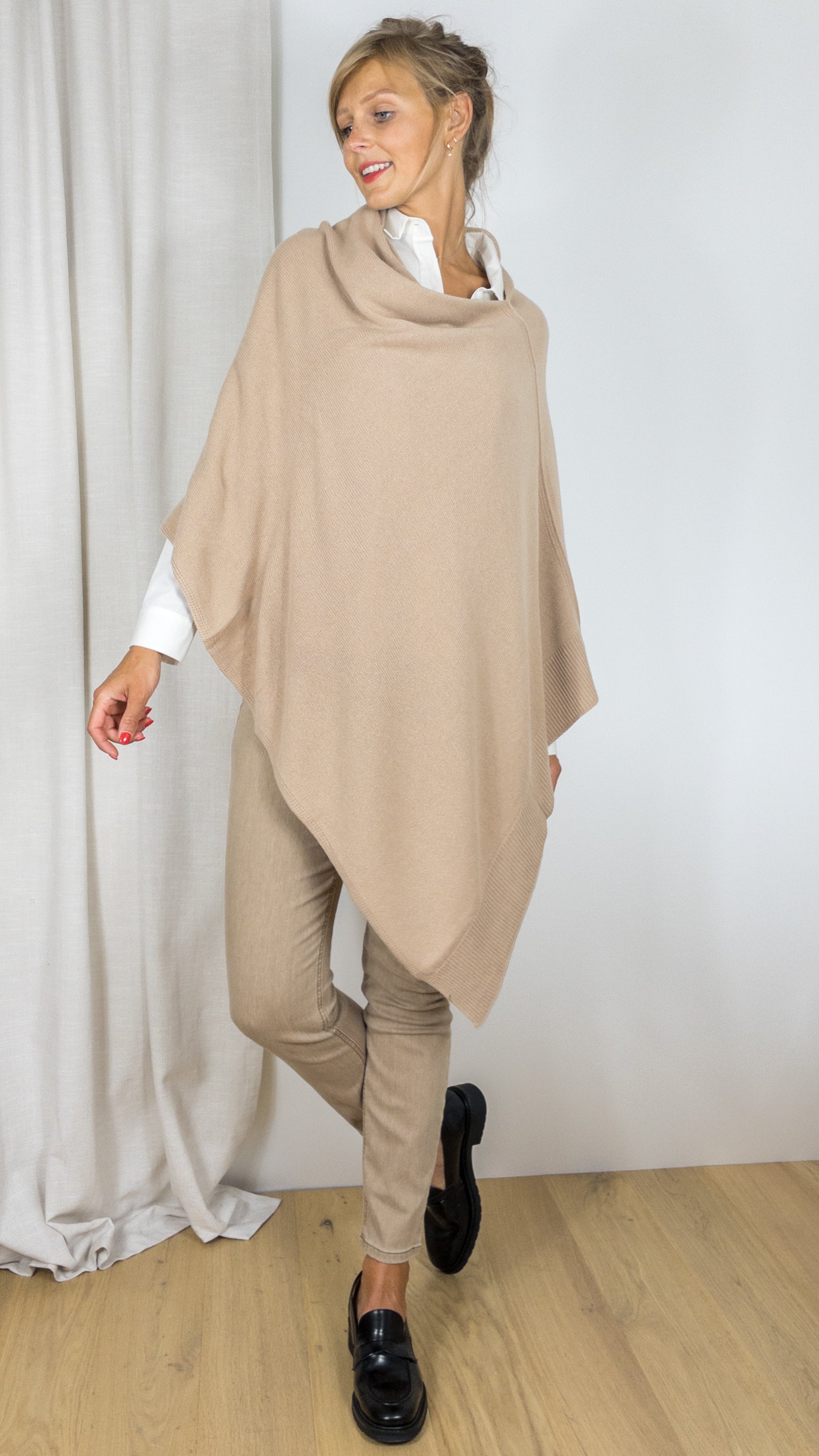 PONCHO VOUS 0107 CAMEL