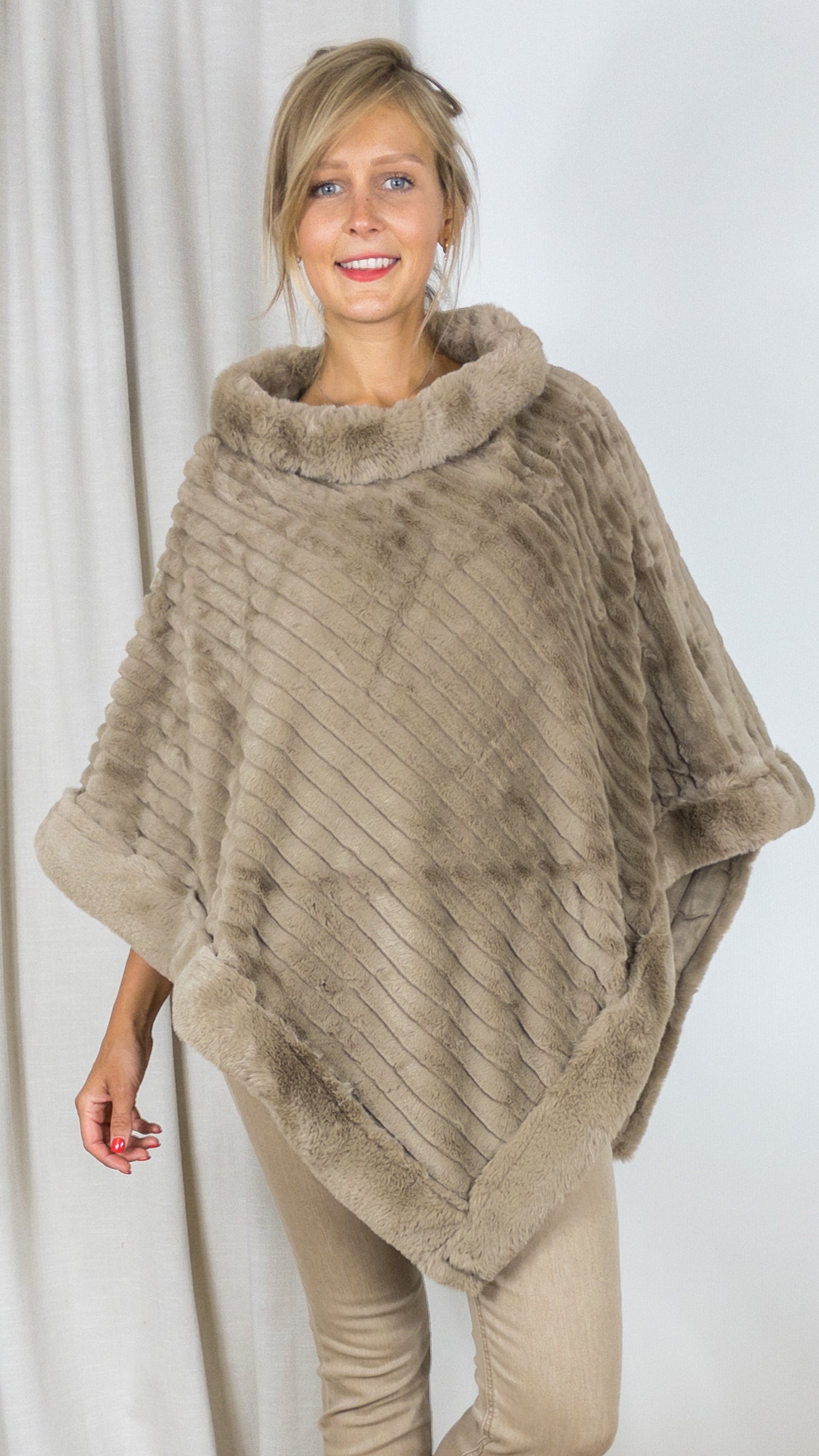 PONCHO FAUSSE FOURRURE VOUS F49072 CAMEL