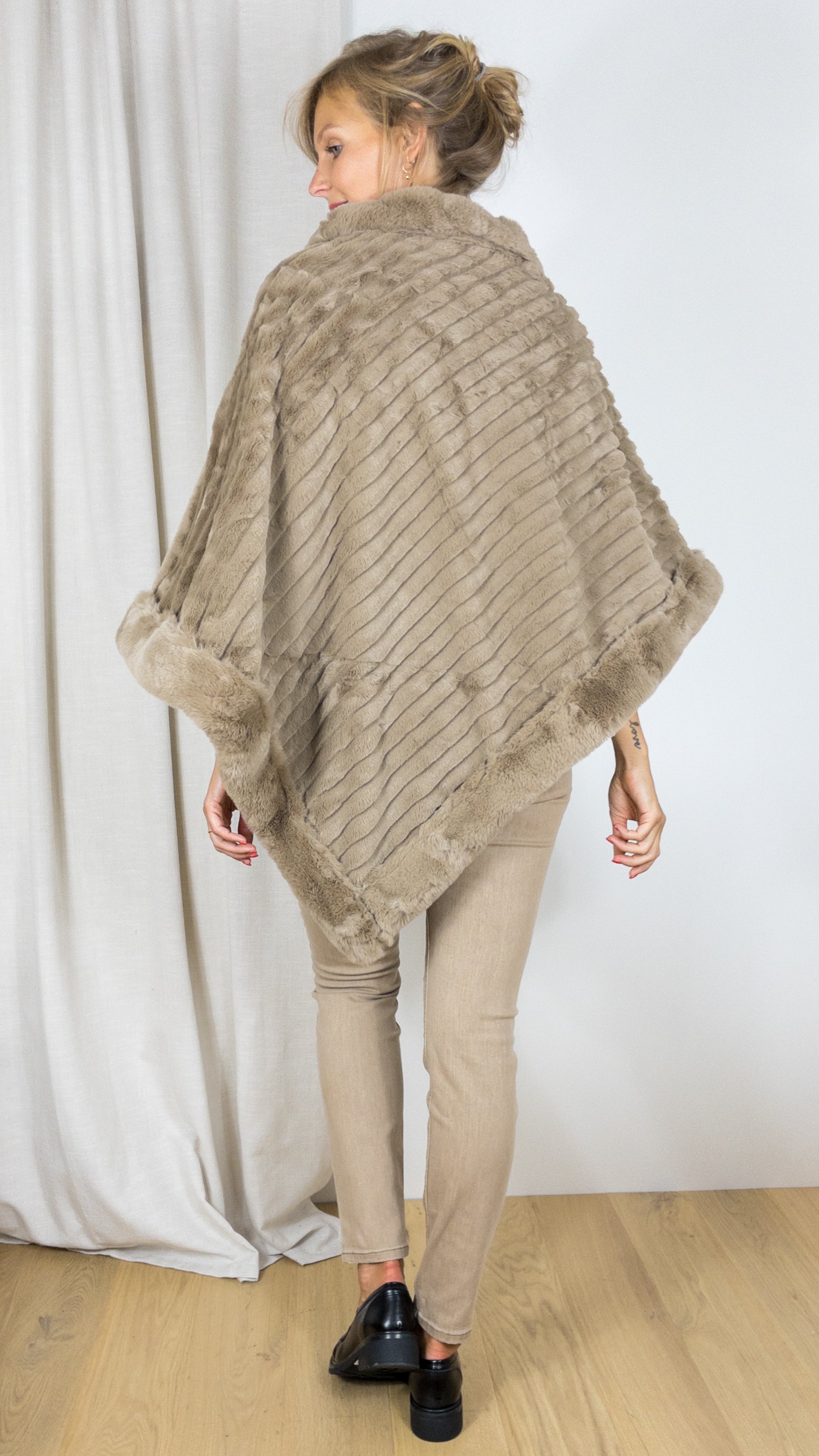 PONCHO FAUSSE FOURRURE VOUS F49072 CAMEL