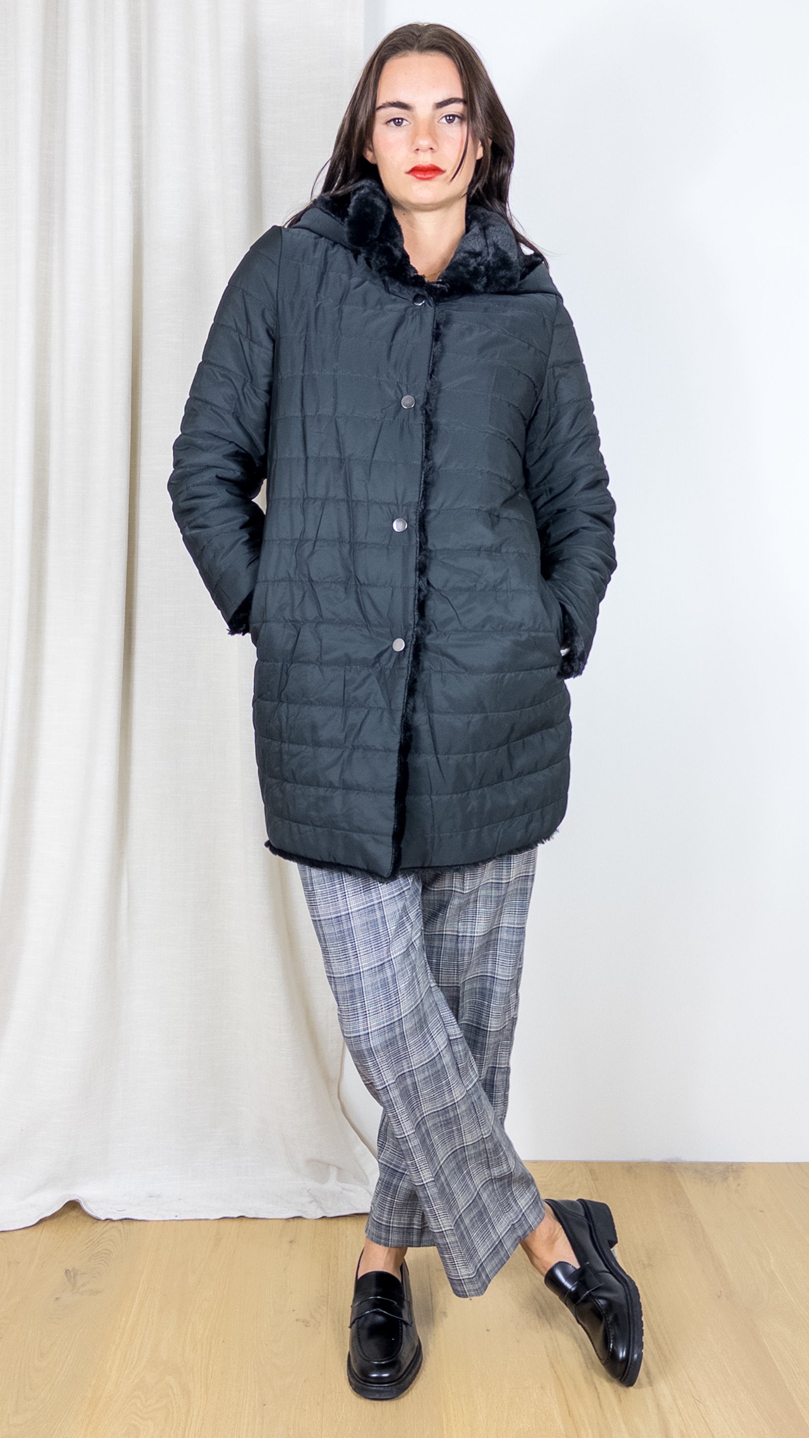 MANTEAU MI-LONG EN FAUSSE FOURRURE F5507 VOUS NOIR