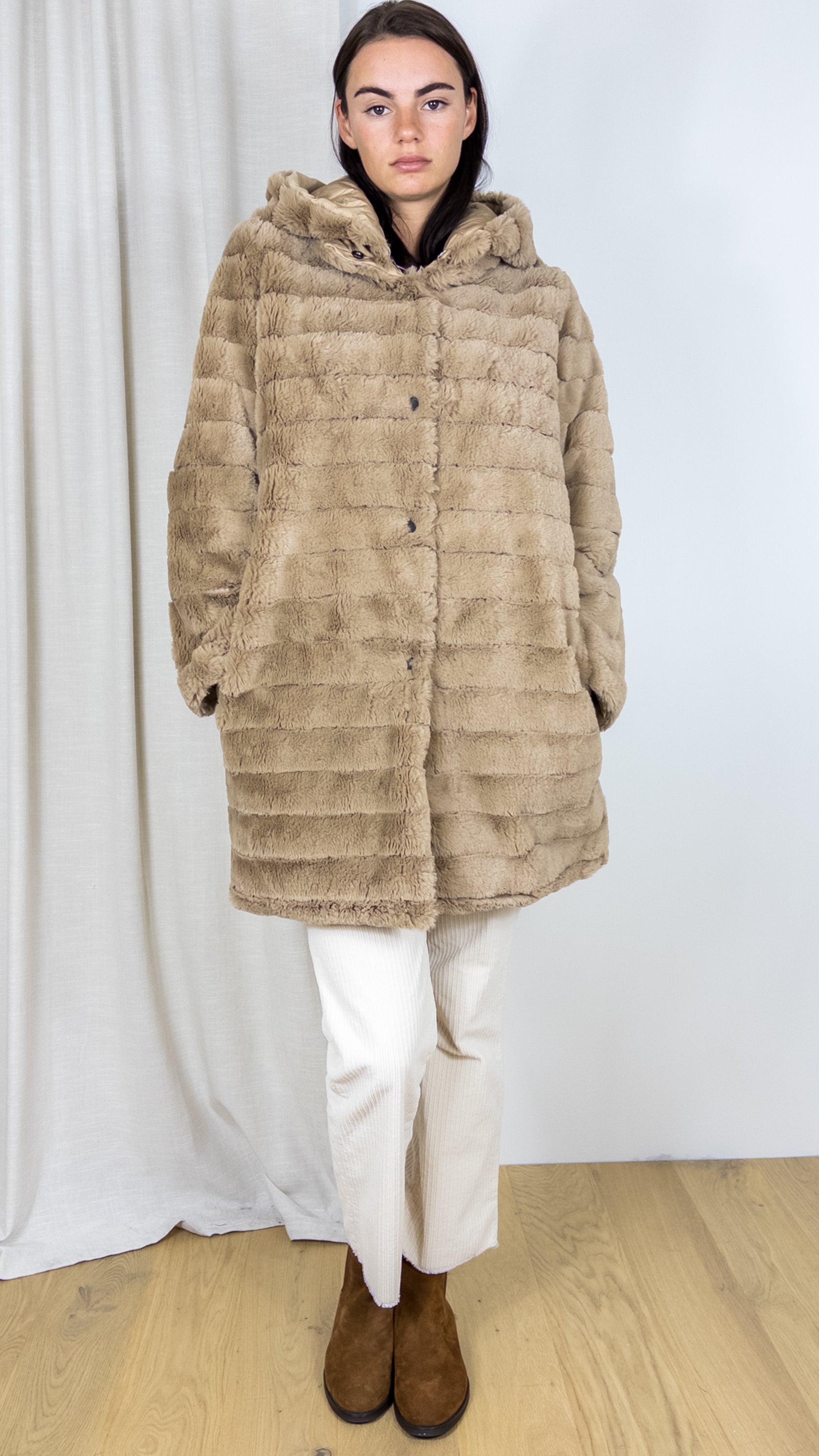 MANTEAU MI-LONG EN FAUSSE FOURRURE F5507 VOUS CAMEL