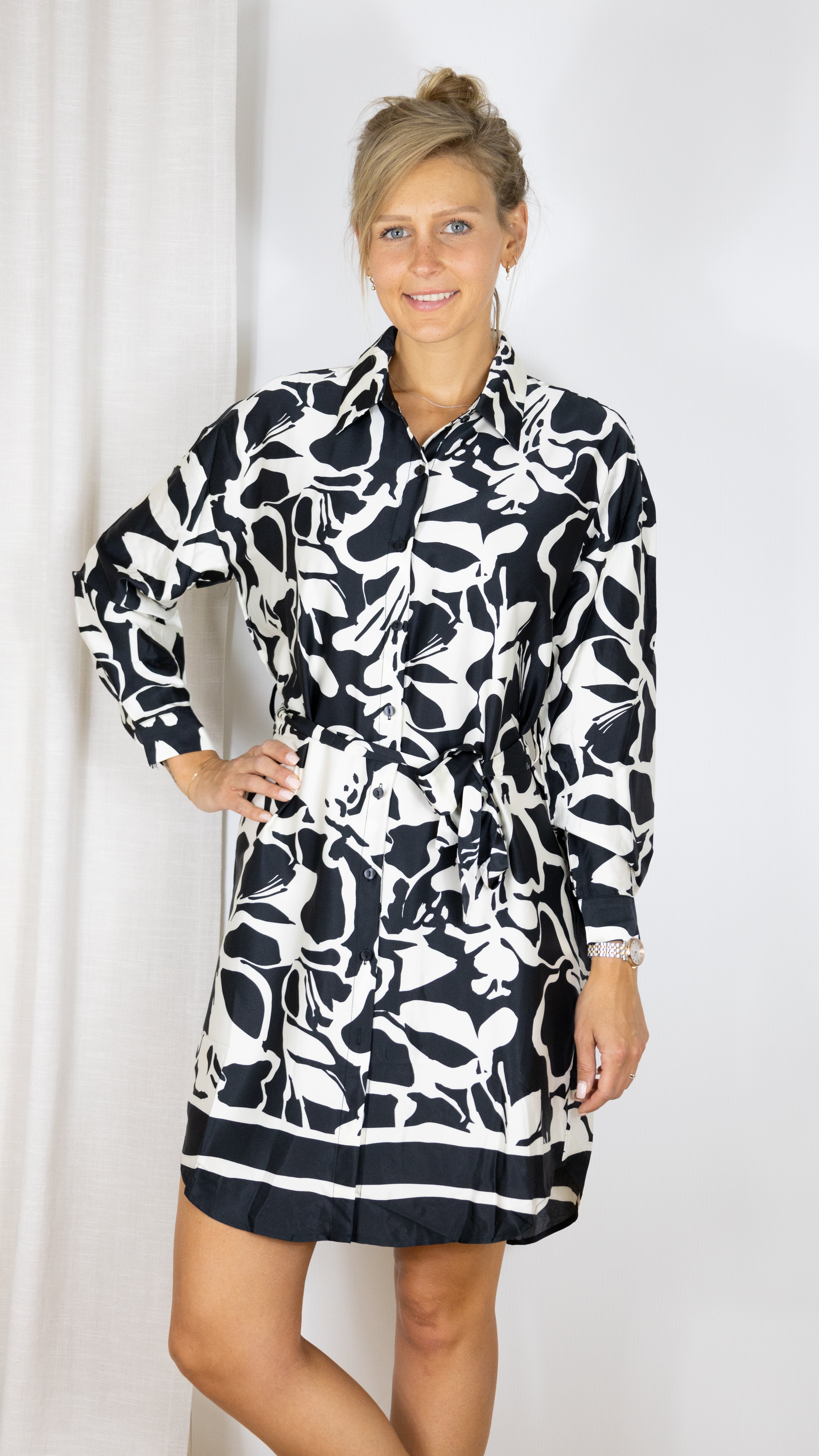 ROBE IMPRIMEE FLUIDE UNIKA NOIR 5709-12