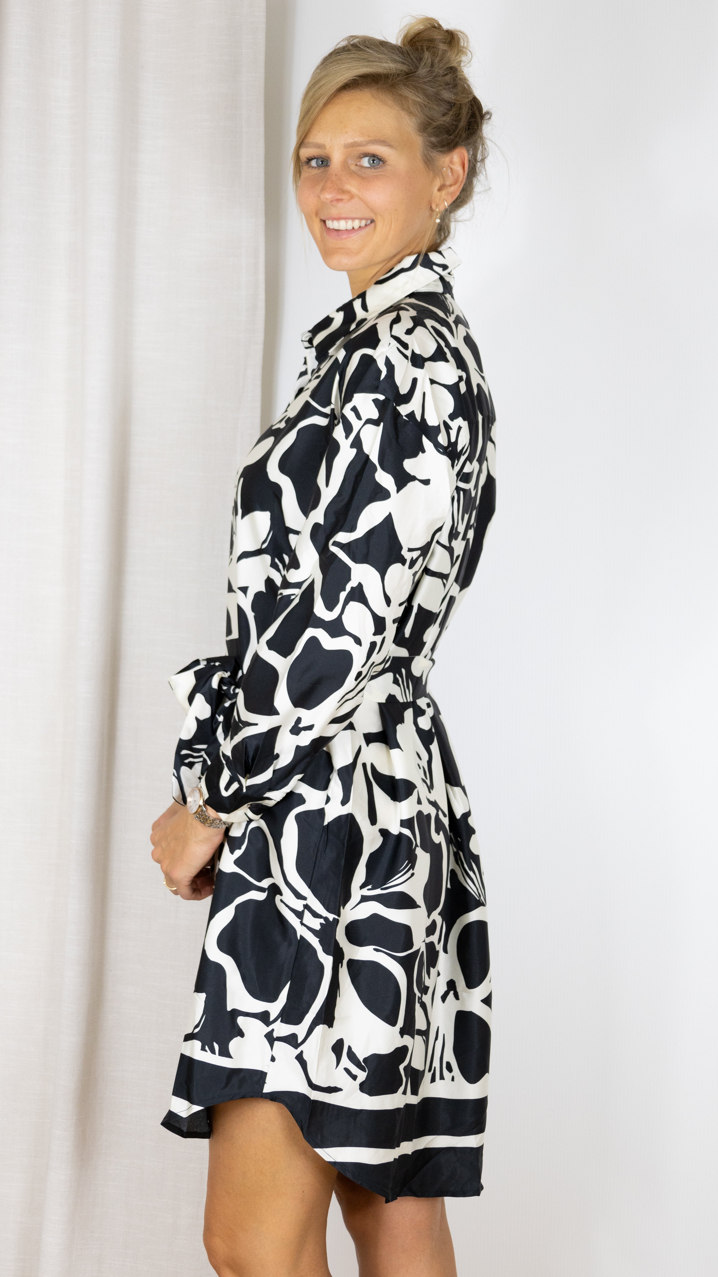 ROBE IMPRIMEE FLUIDE UNIKA NOIR 5709-12