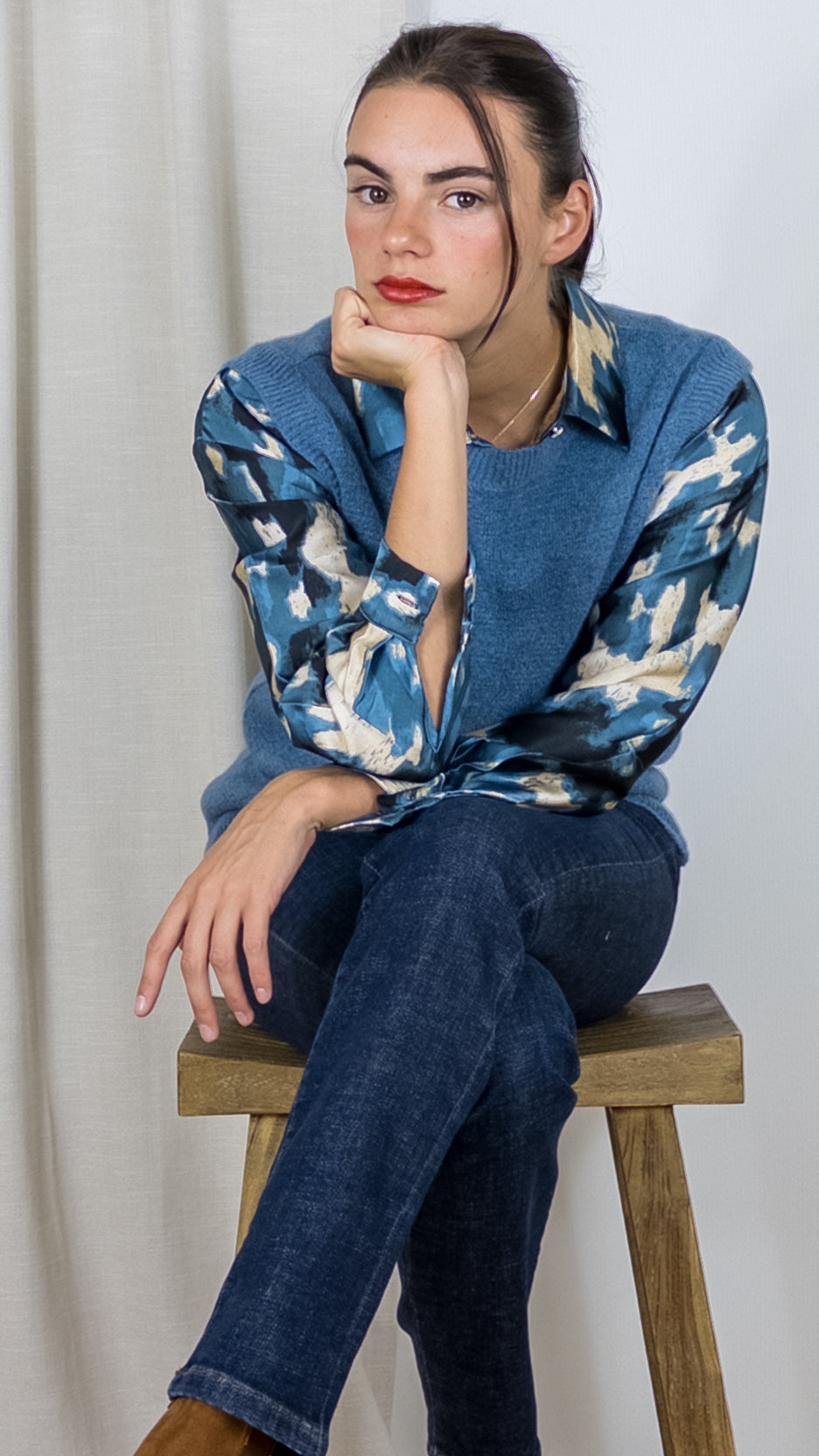 PULL RAS DE COU SANS MANCHES MAELYS 7120 JEANS