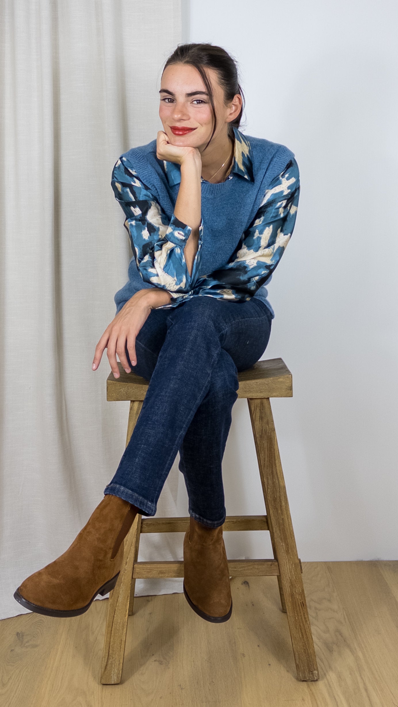 PULL RAS DE COU SANS MANCHES MAELYS 7120 JEANS