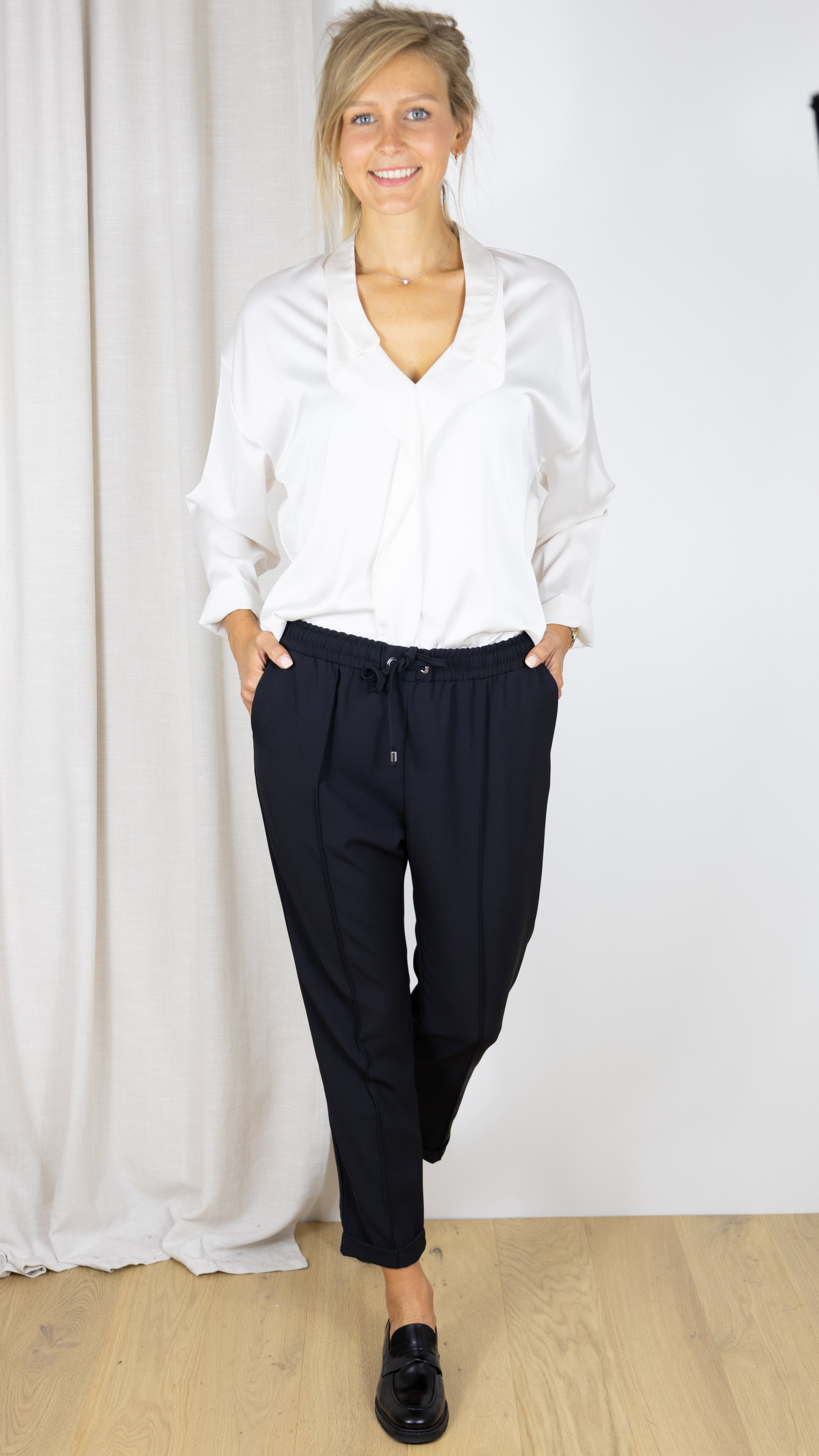 PANTALON DROIT DE VILLE IMPERIALE P1C0GGC NOIR