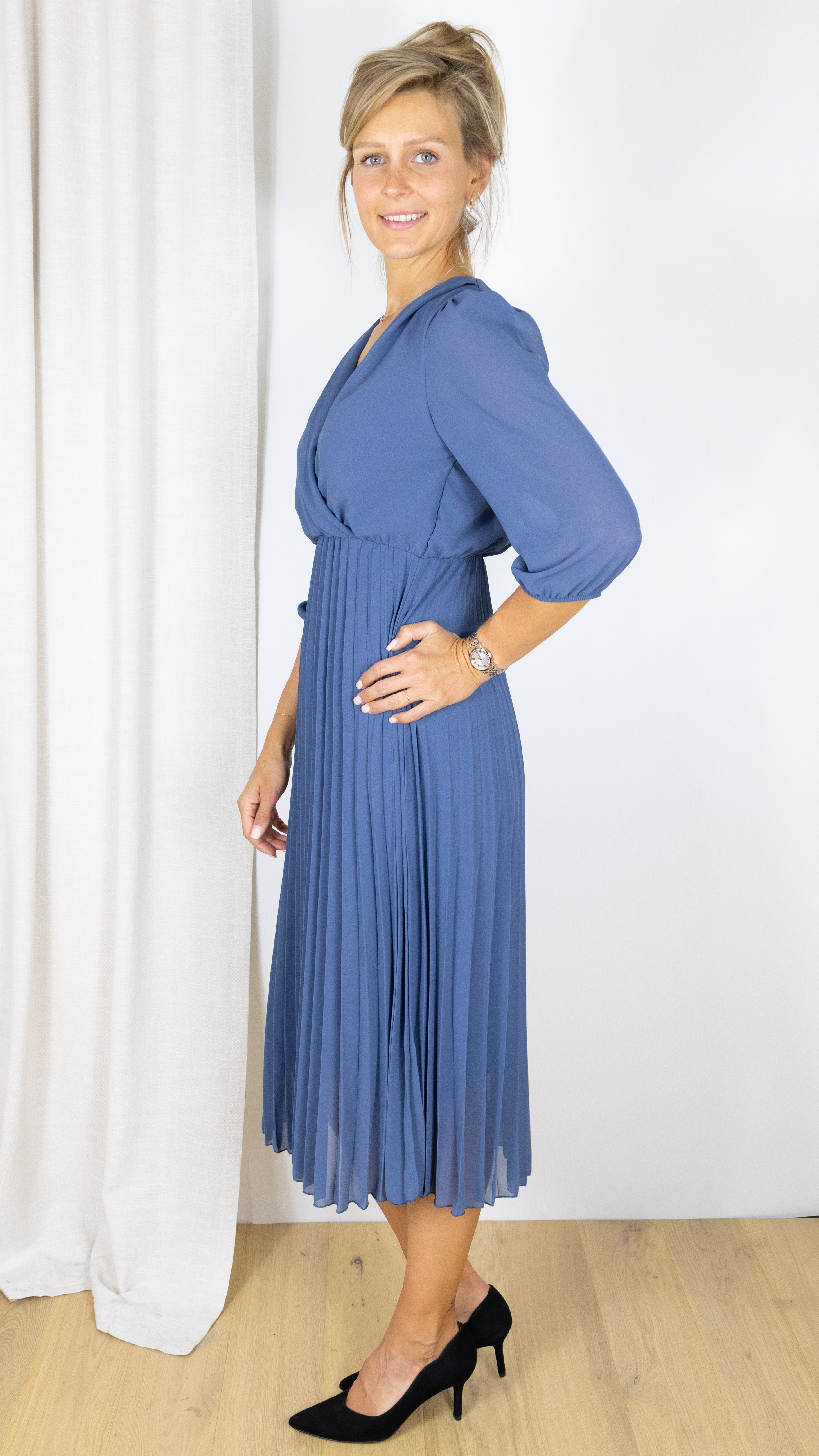 ROBE V LONGUE PLISSEE VOUS 5810 JEANS