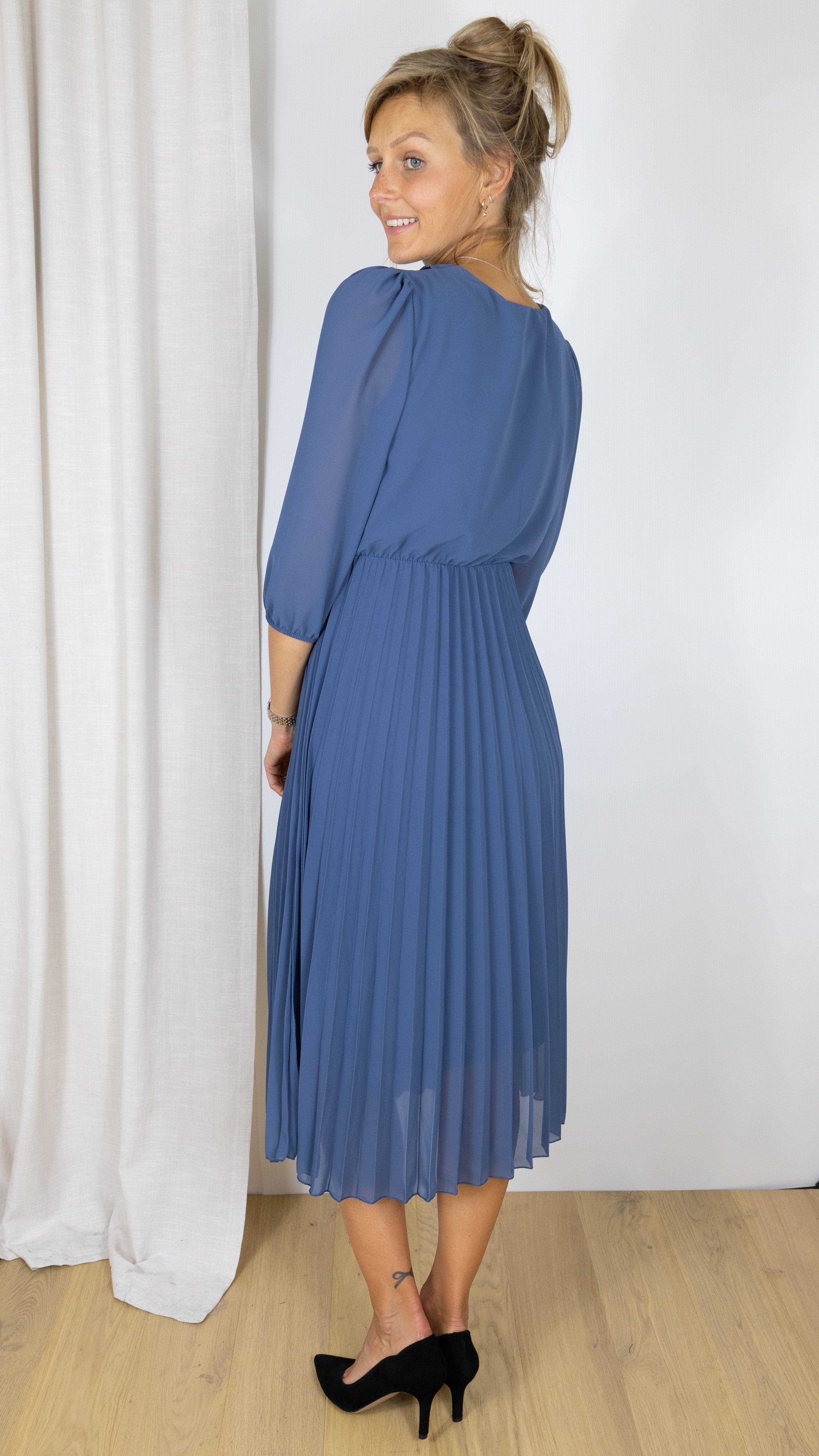 ROBE V LONGUE PLISSEE VOUS 5810 JEANS