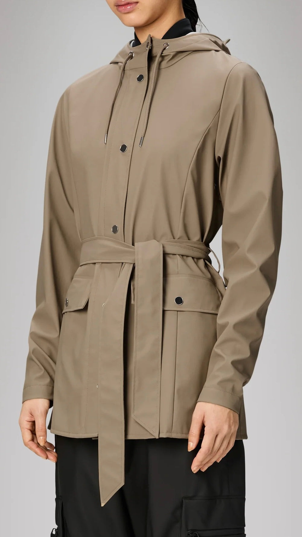 PARKA A CPCUHE COURTE ET CEINTUREE BEIGE RAINS 12100/CURVE JACKET WEB
