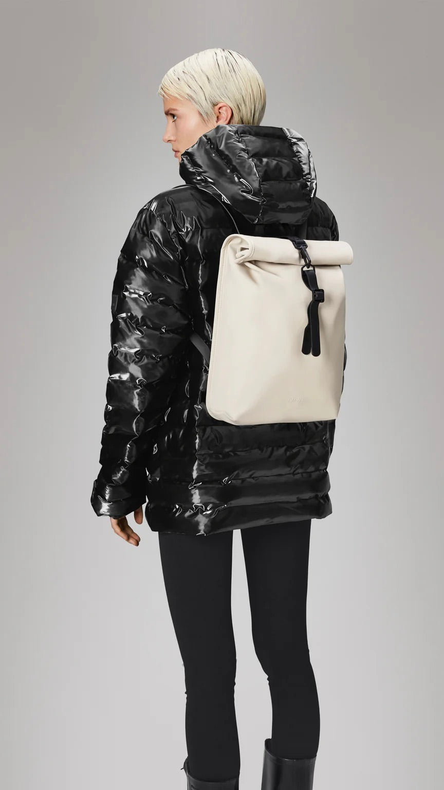 SAC A DOS DUNE BEIGE RAINS 13330 ROLTOP RUCKSACK