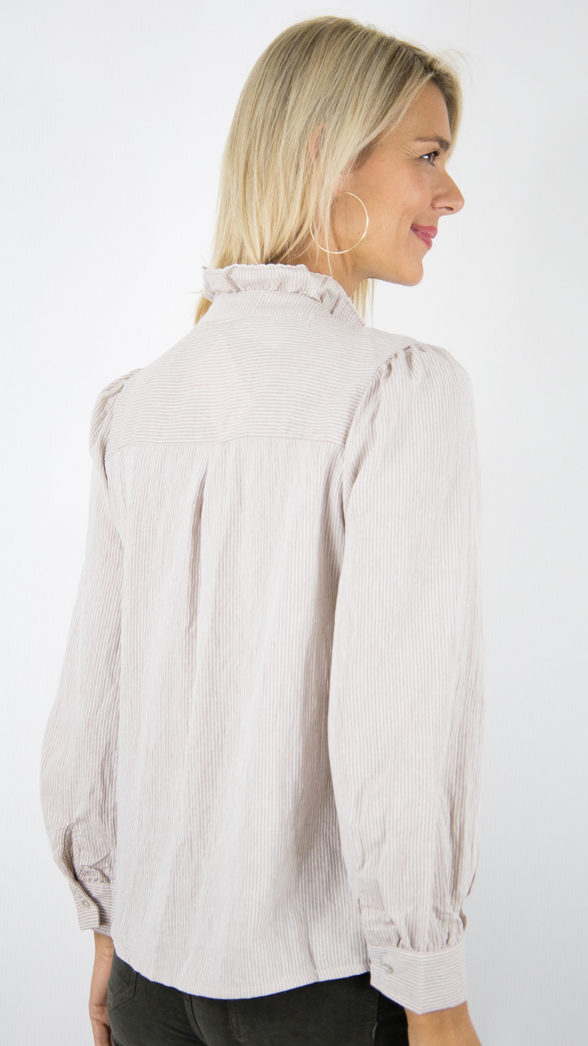 BLOUSE RAYEE VOLANTEE BEIGE FEMME SEASON 15H001#COLOR_BEIGE