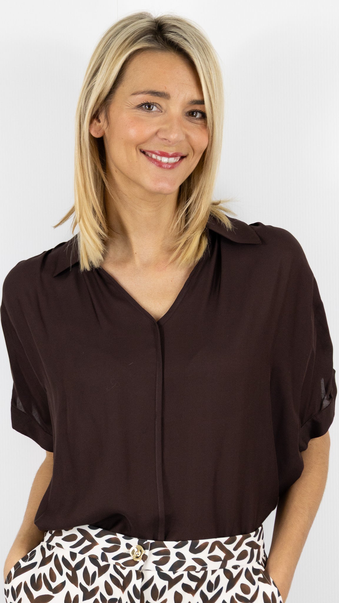 BLOUSE COURTE MANCHES COURTES EN SOIE CHOCO CAROLINE BISS 1625