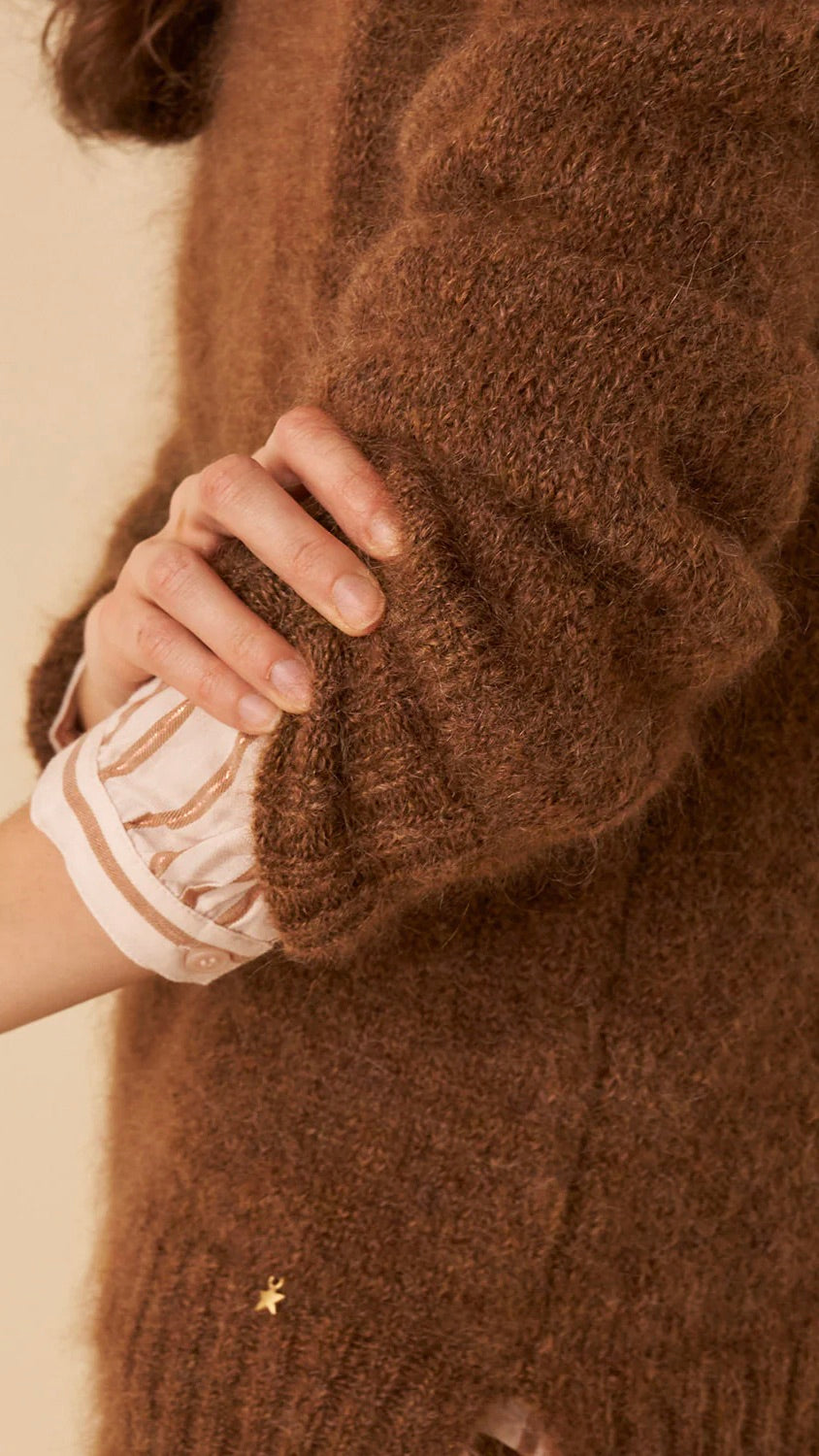 PULL MAILLE MOELLEUSE COL V DES PETITS HAUTS BERTON MOKA CAMEL