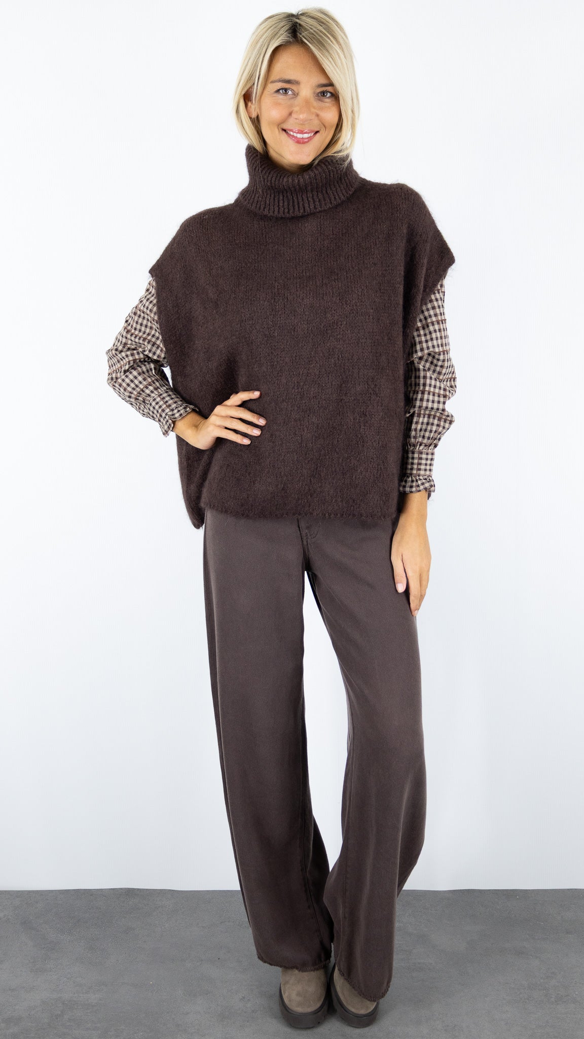 PULL COL ROULE SANS MANCHES 2378 ANDROMEDE CHOCO