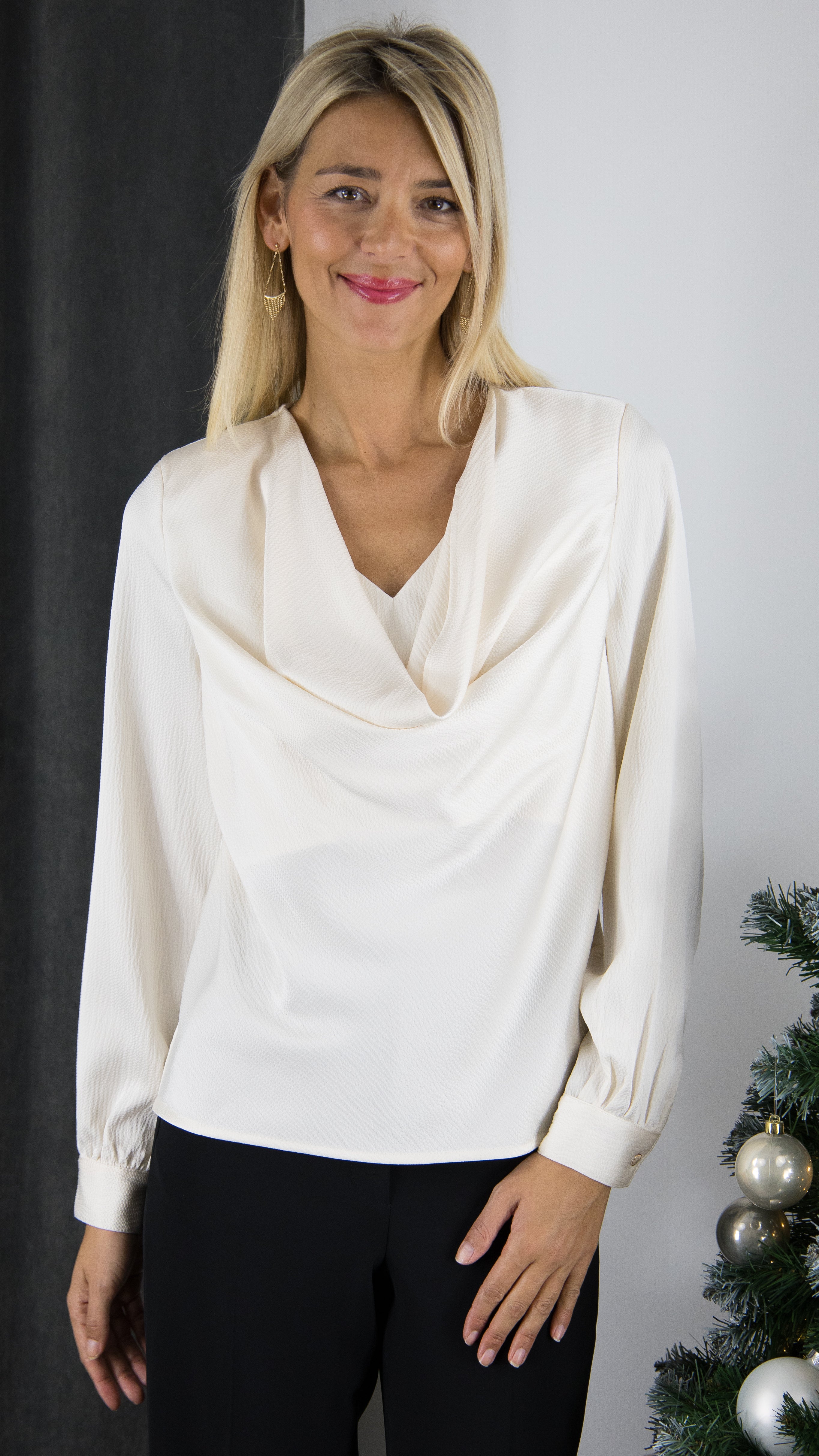 TOP COL TOMBANT BEIGE POUR FEMME ELLI WHITE 25030LT