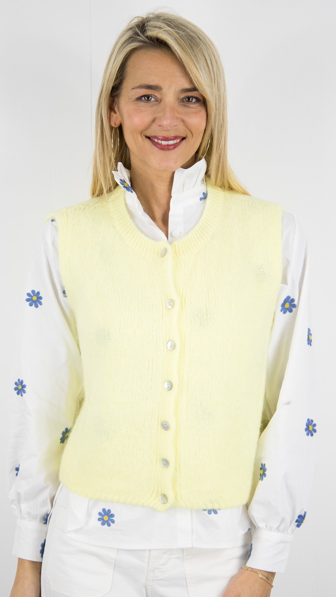 GILET SANS MANCHES BOUTONNE POUR FEMME NAIS 25069#COLOR_JAUNE