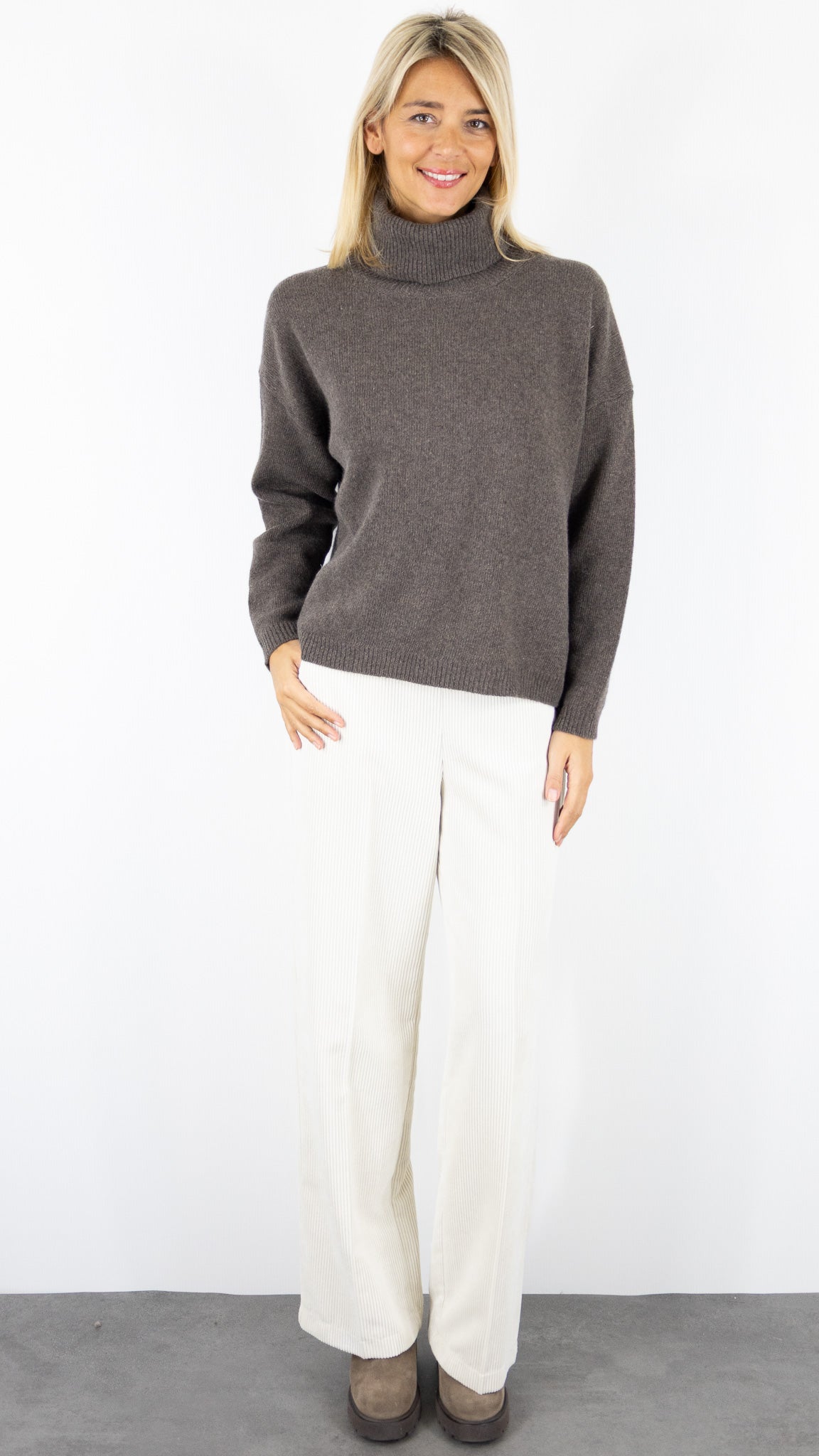 PULL COL ROULE COUPE AMPLE 25677 NAIS#color_CHOCO